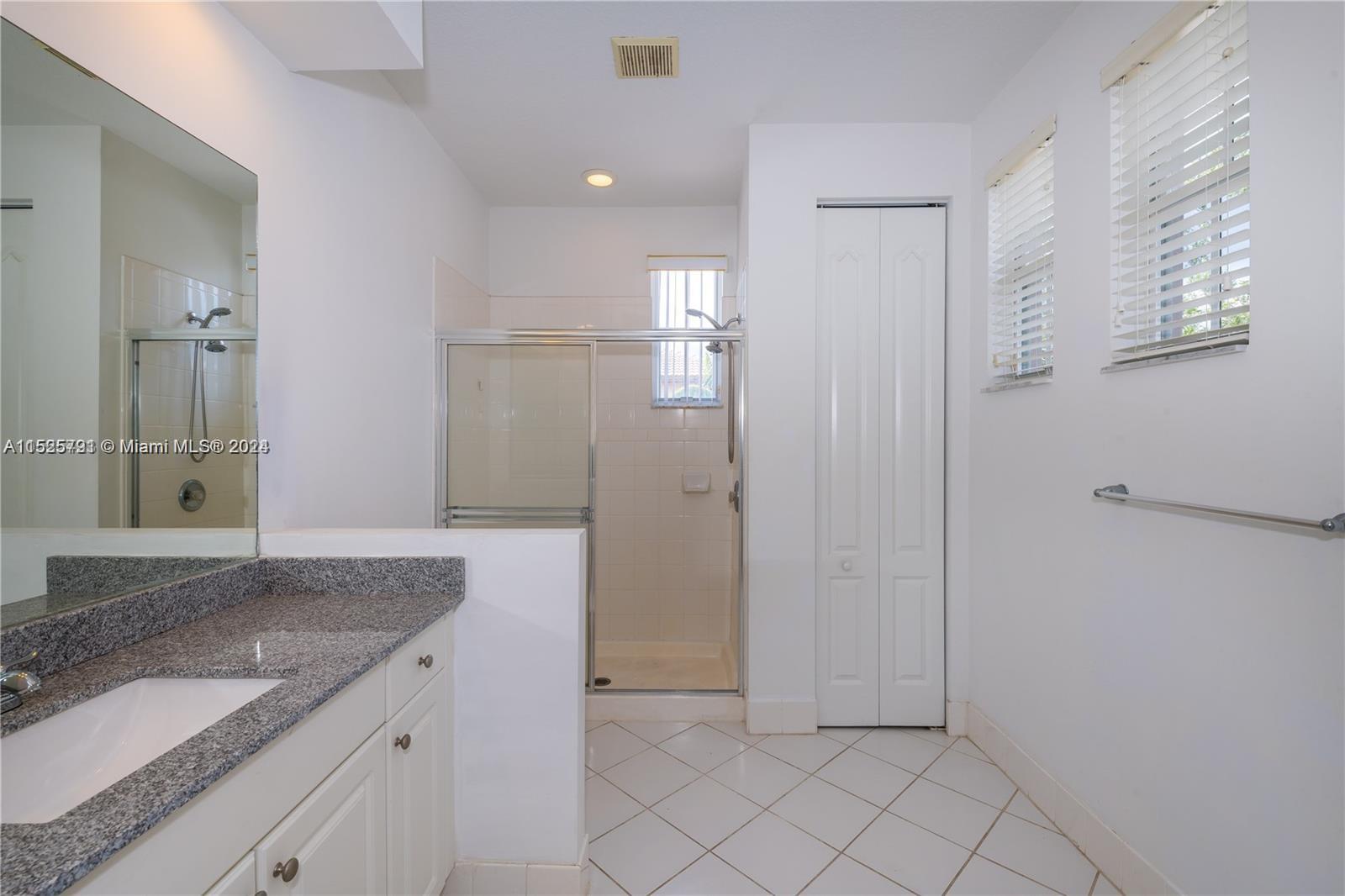 604 SW 147th Ave # 37 Unit: 1-37