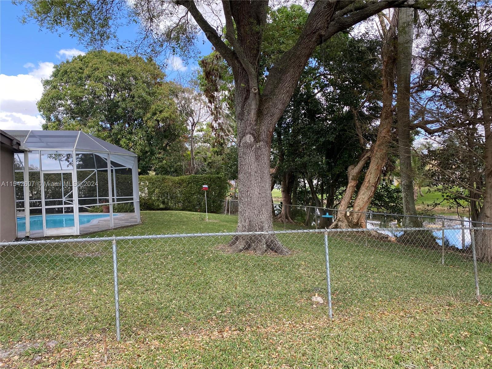 5094 SW 88th Ter
