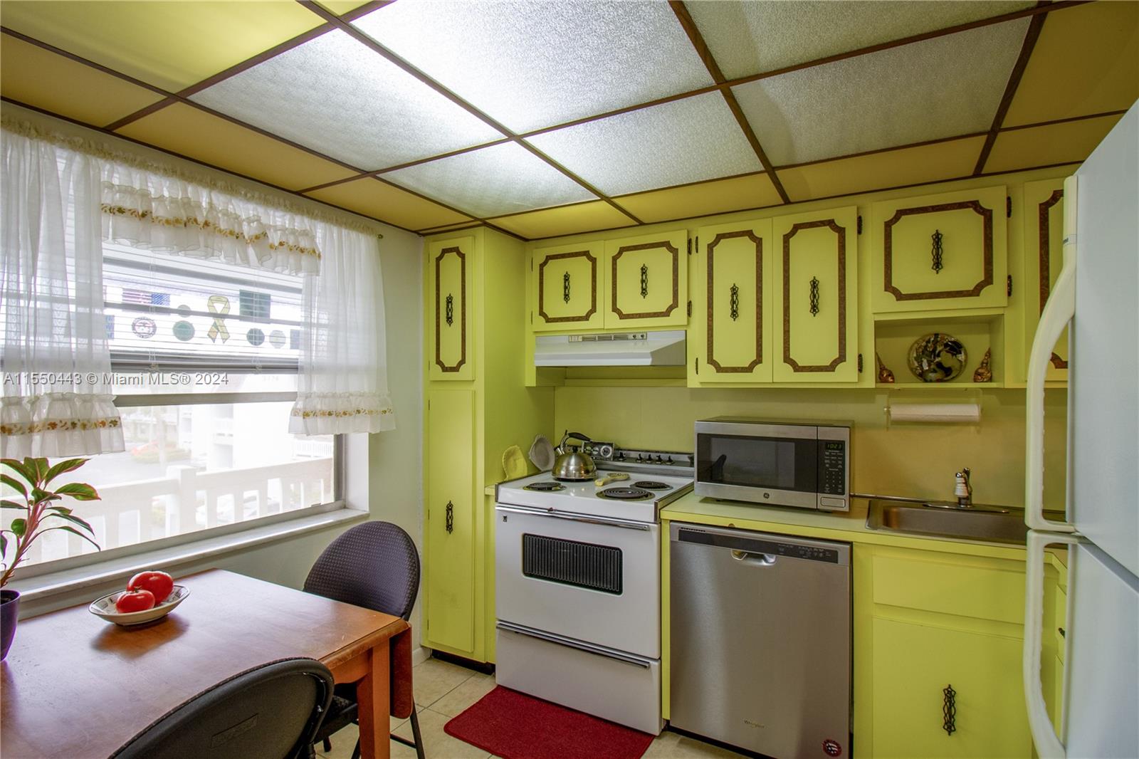3774 Inverrary Blvd # 308P