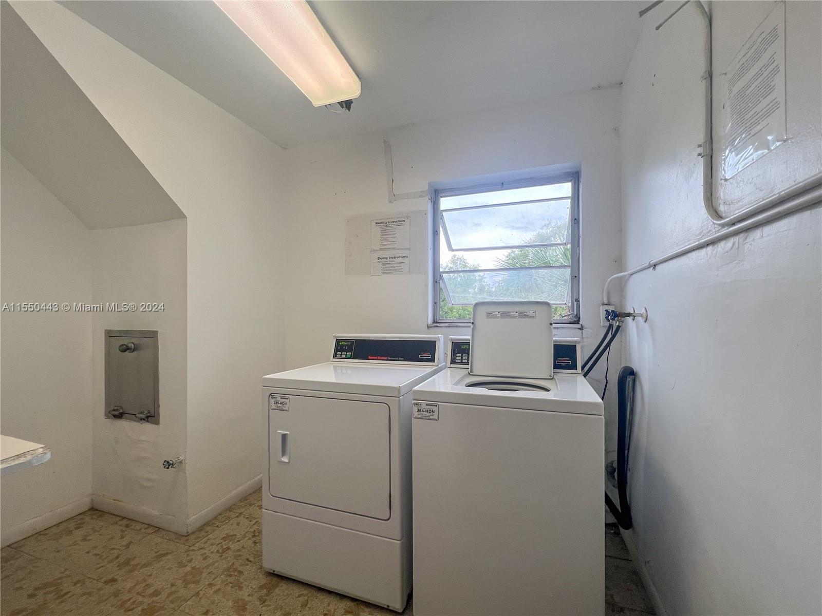 3774 Inverrary Blvd # 308P