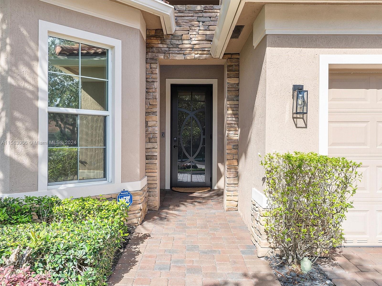 4574 San Mellina Dr