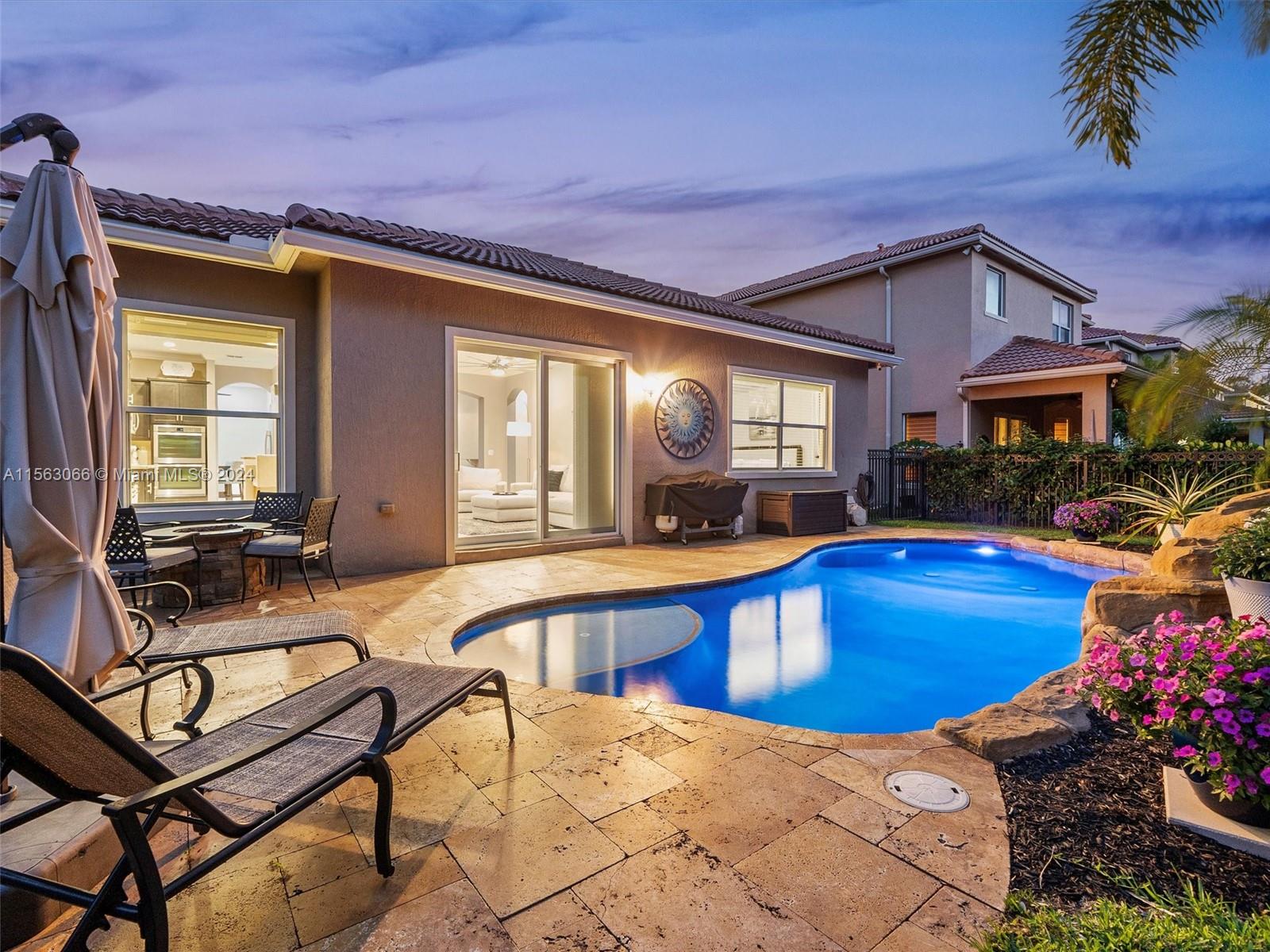 4574 San Mellina Dr