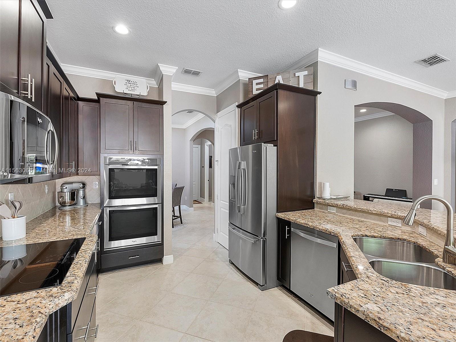 4574 San Mellina Dr