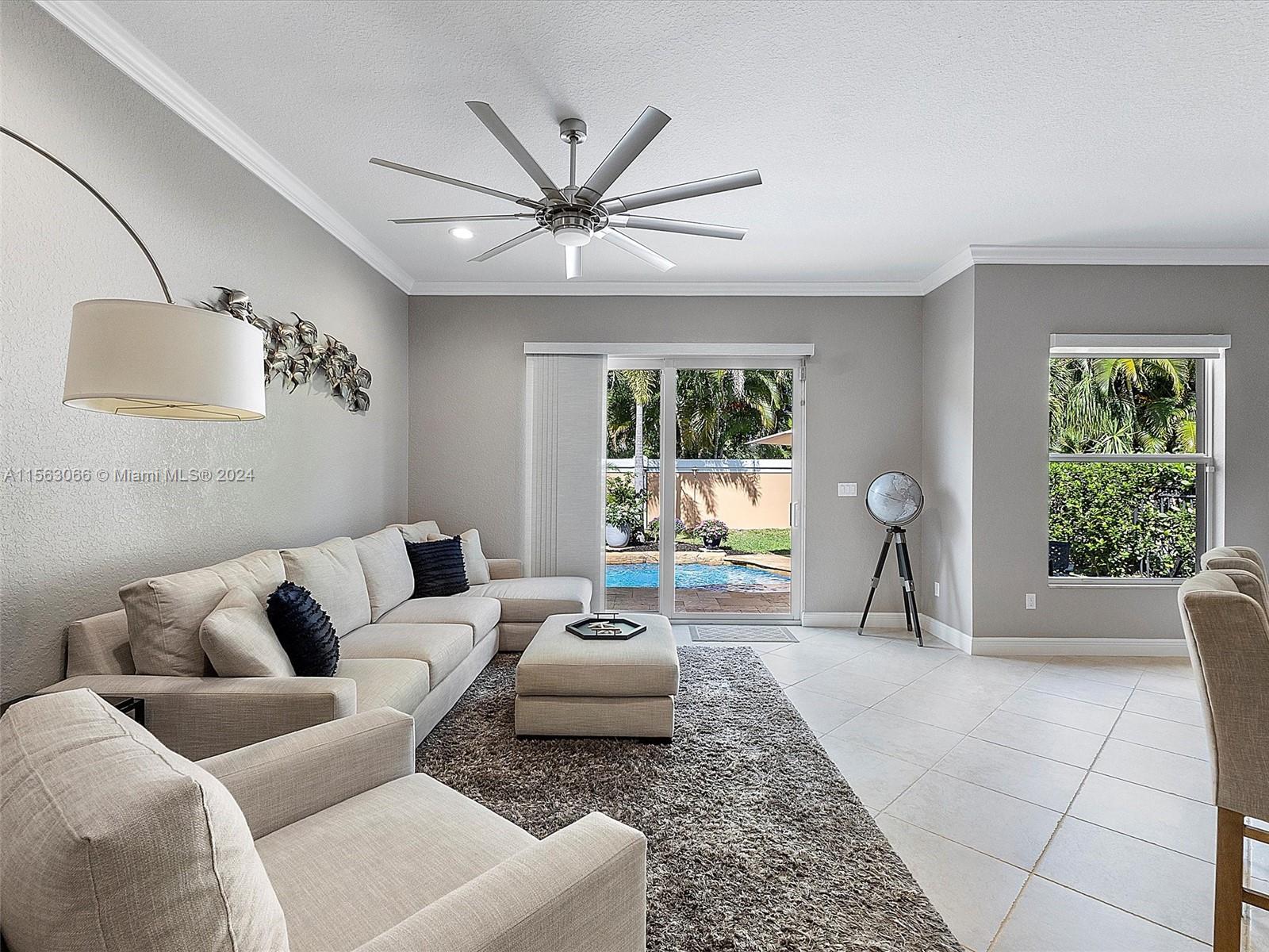 4574 San Mellina Dr