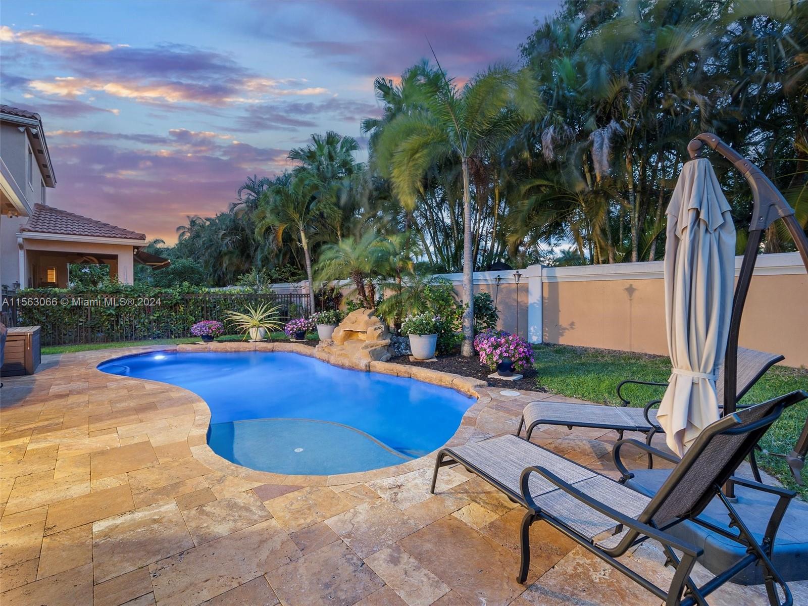 4574 San Mellina Dr