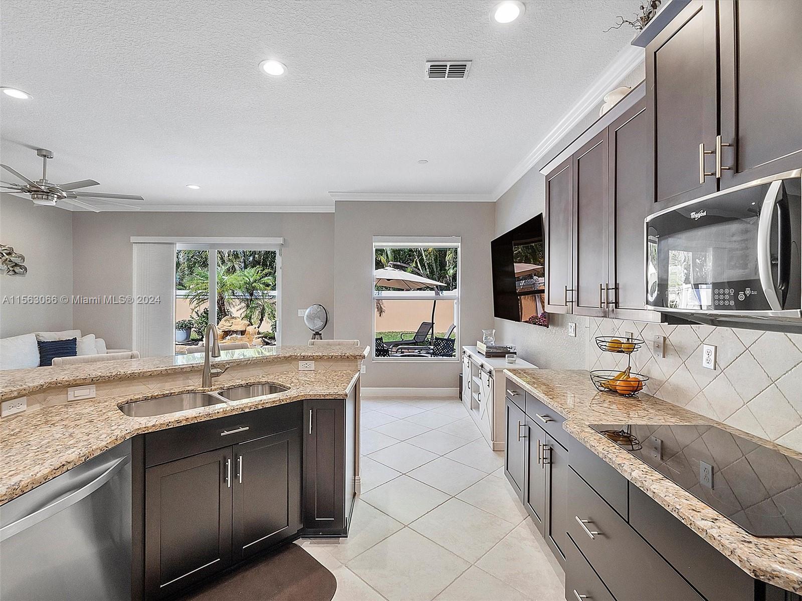 4574 San Mellina Dr