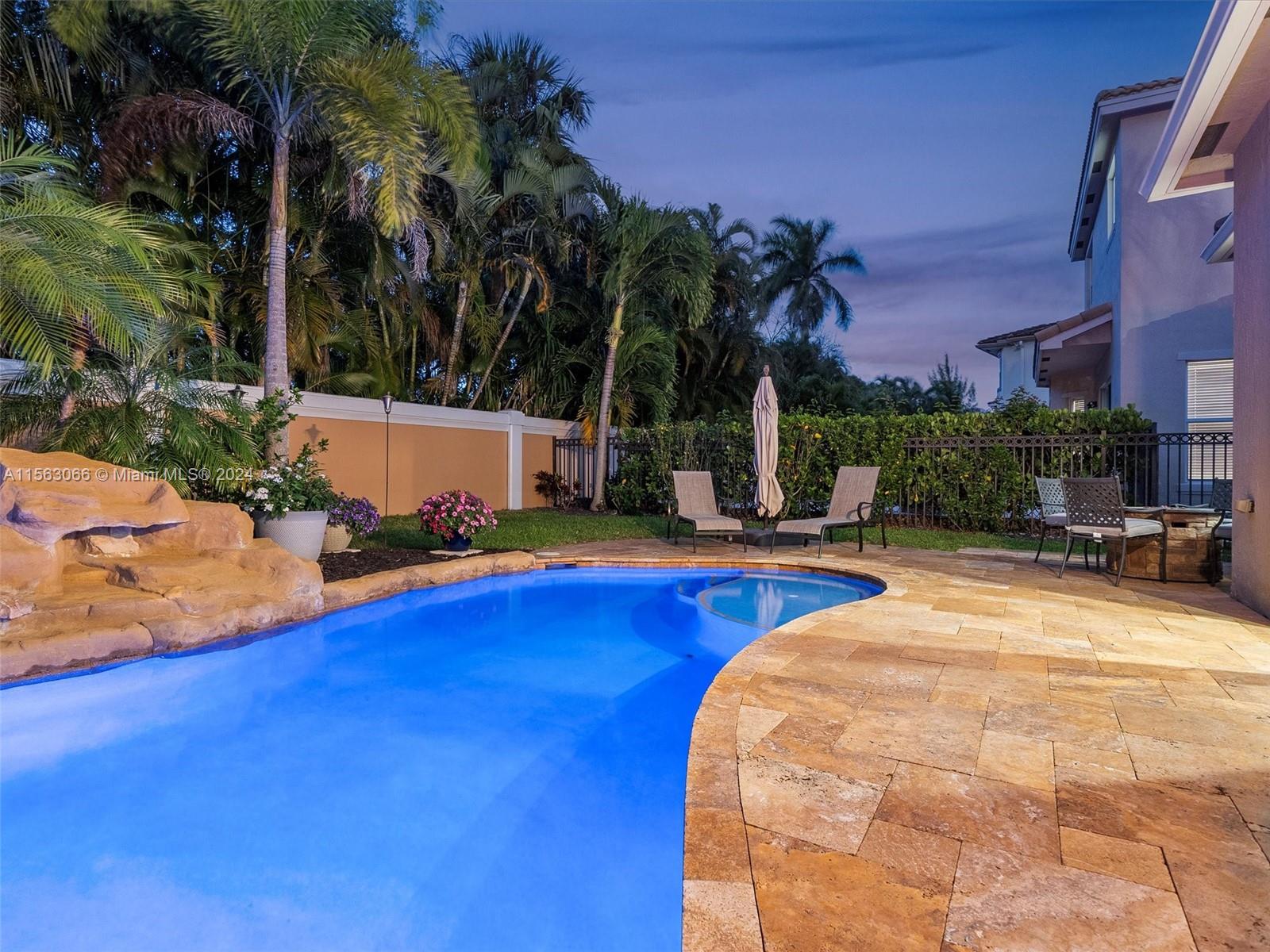 4574 San Mellina Dr