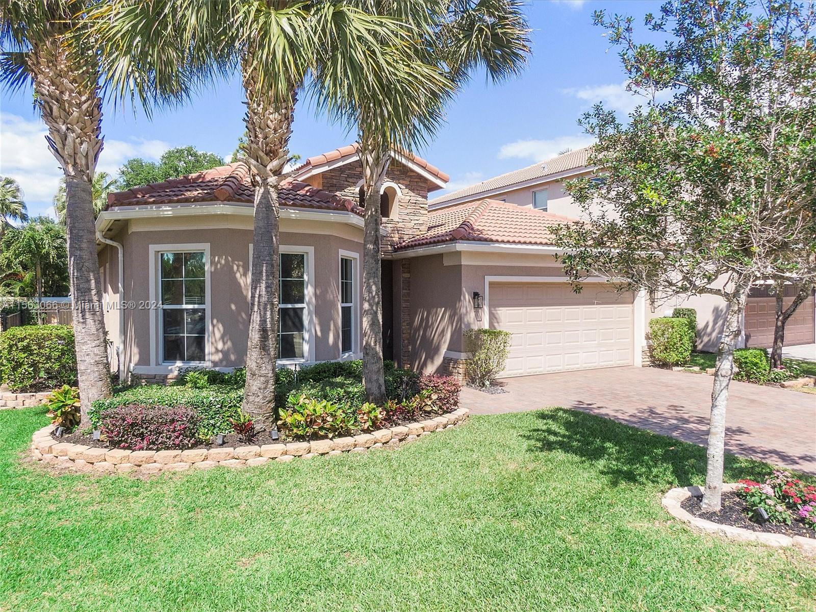 4574 San Mellina Dr