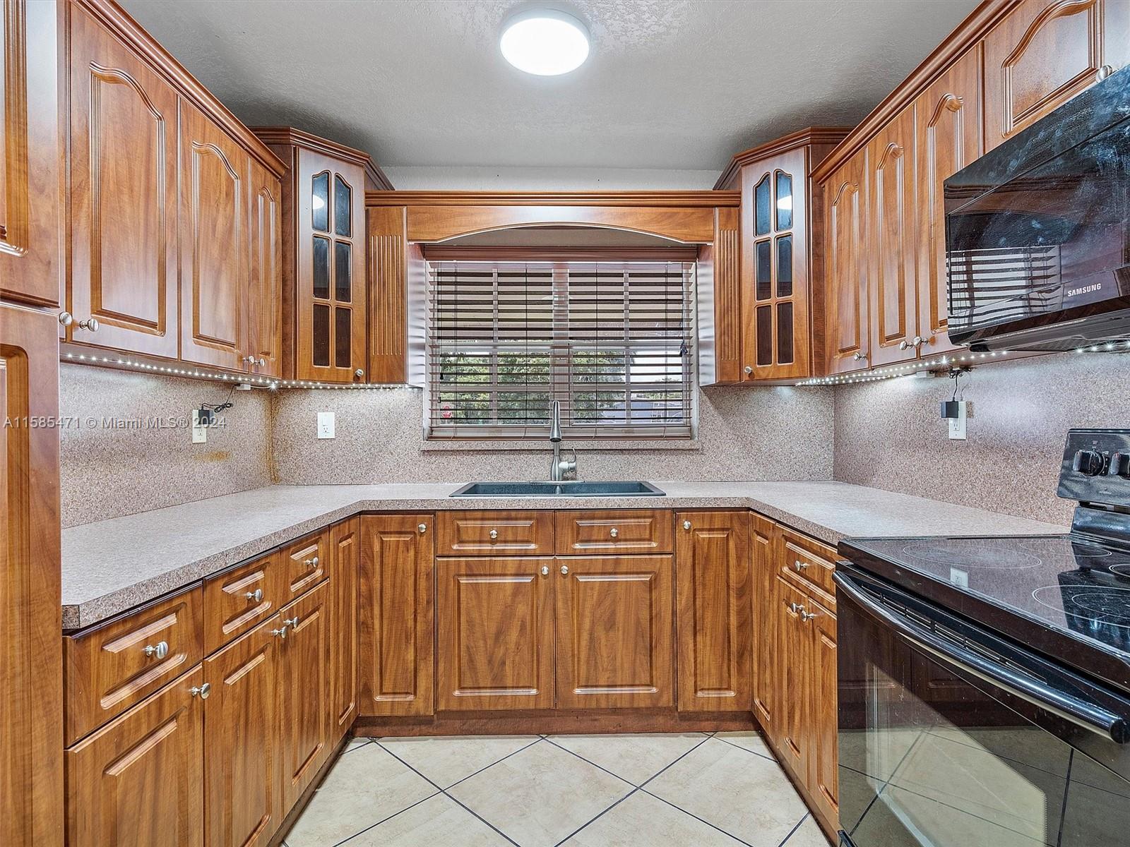 17321 NW 45th Ct