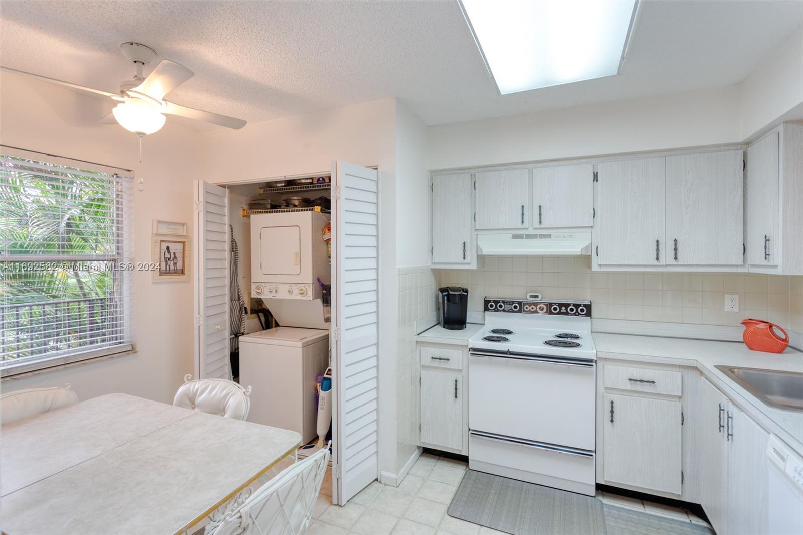 480 NW 76th Ave # 204