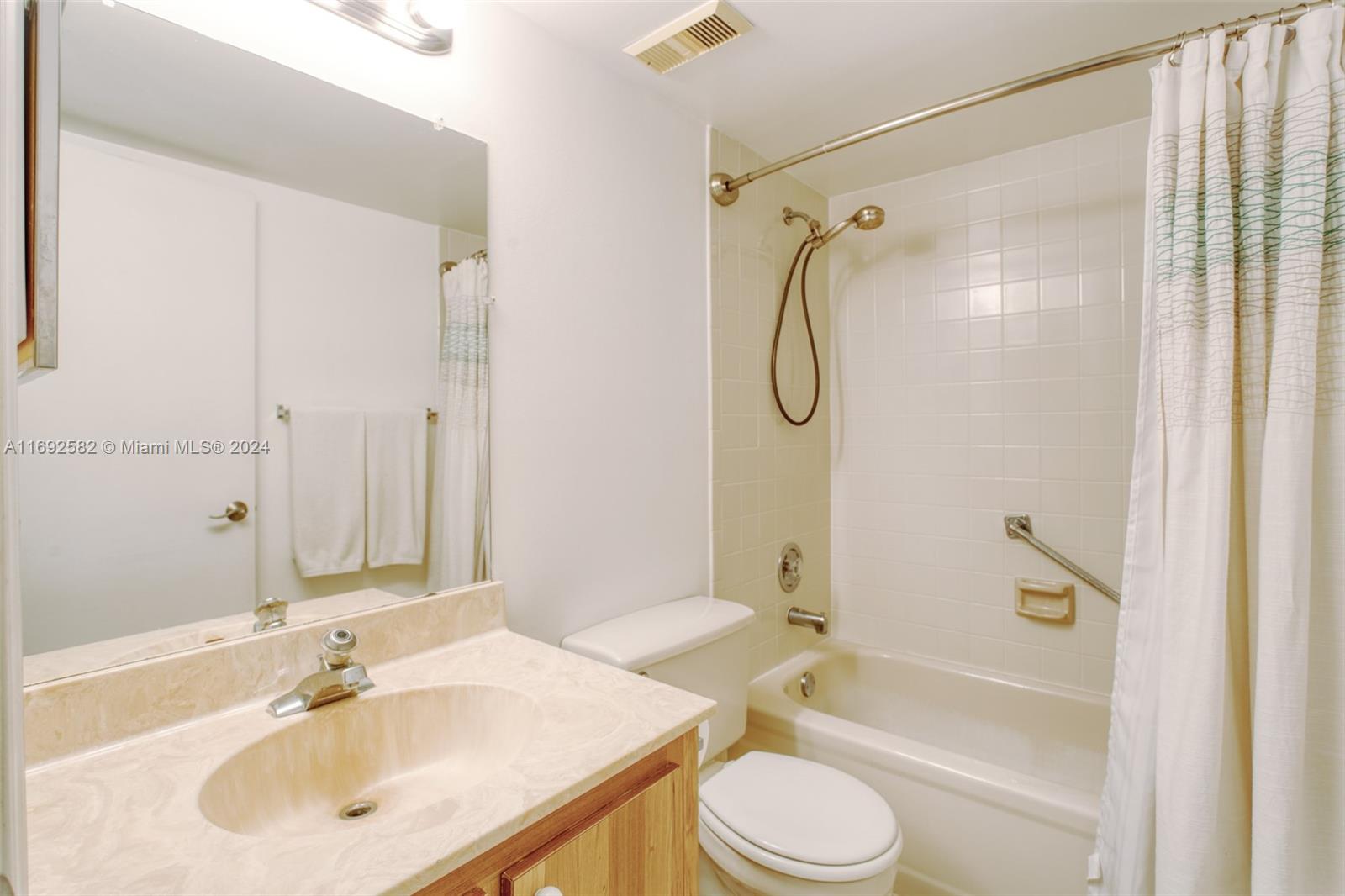 480 NW 76th Ave # 204