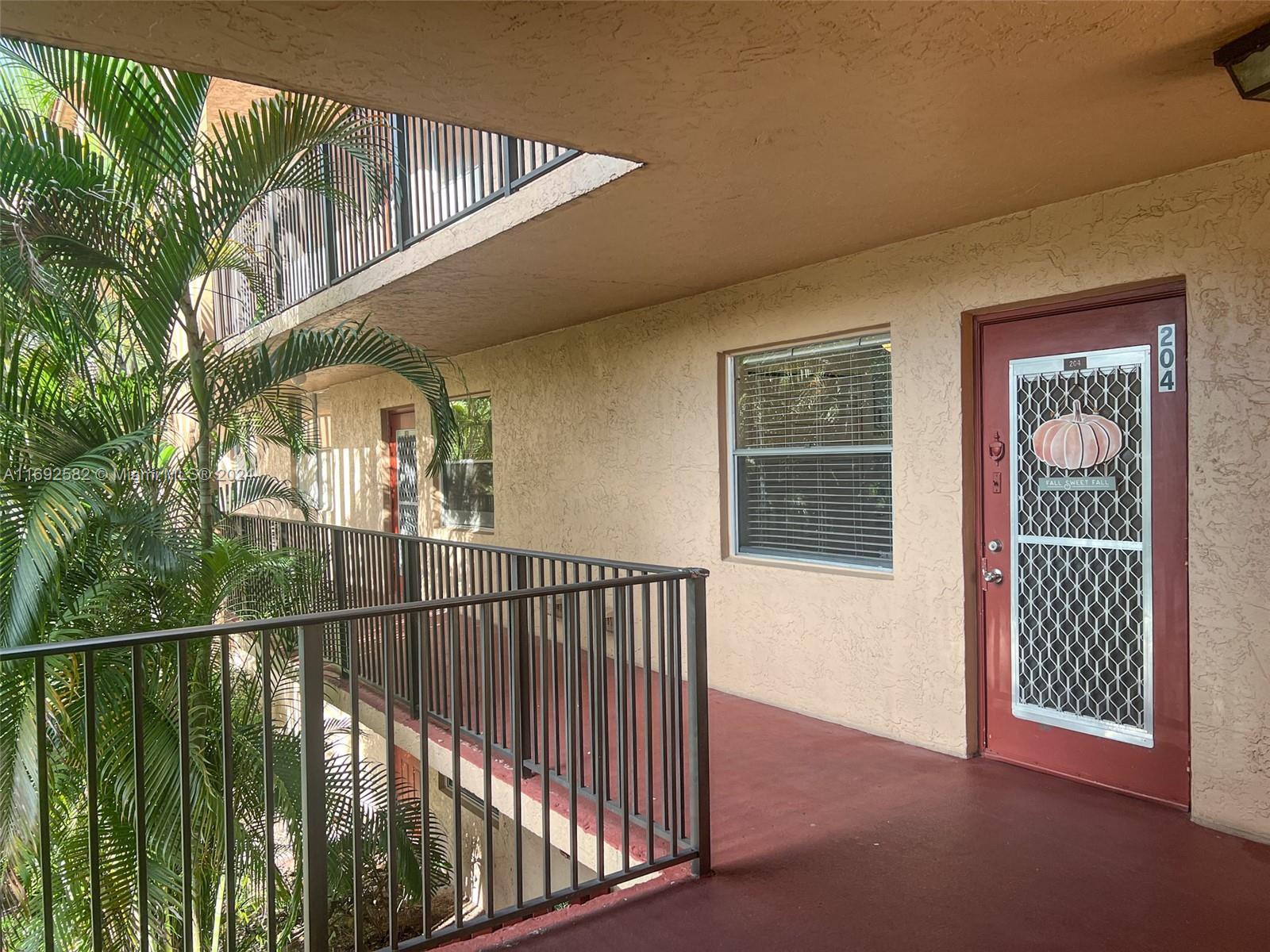 480 NW 76th Ave # 204