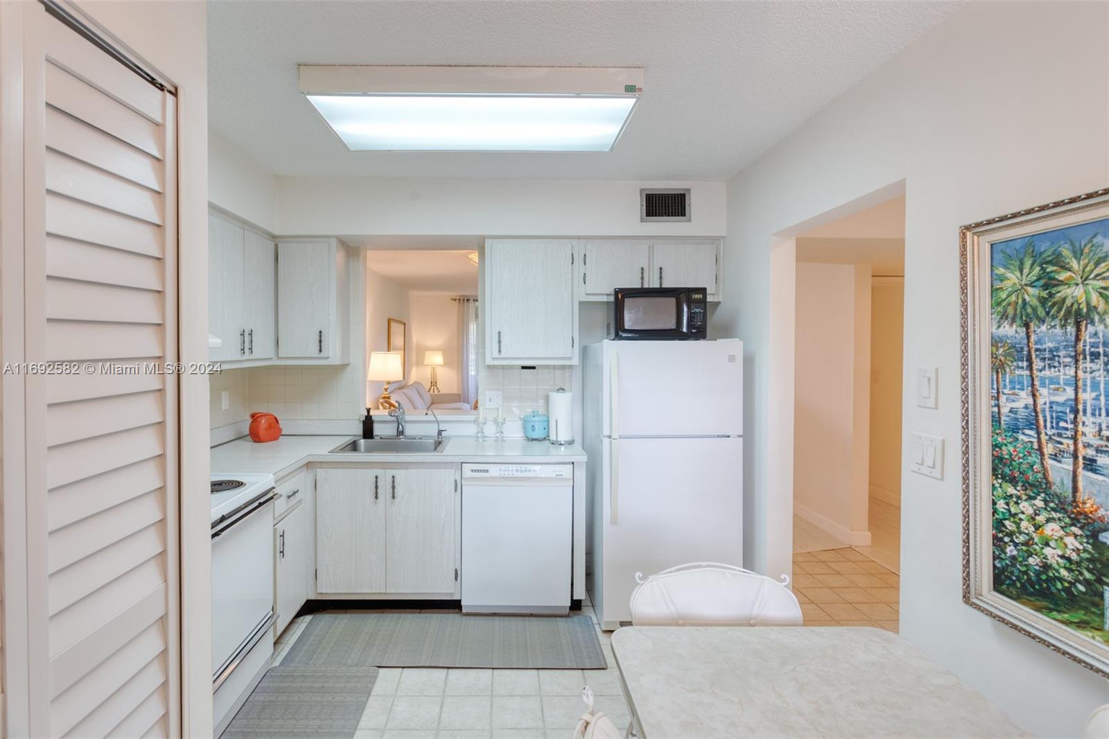 480 NW 76th Ave # 204