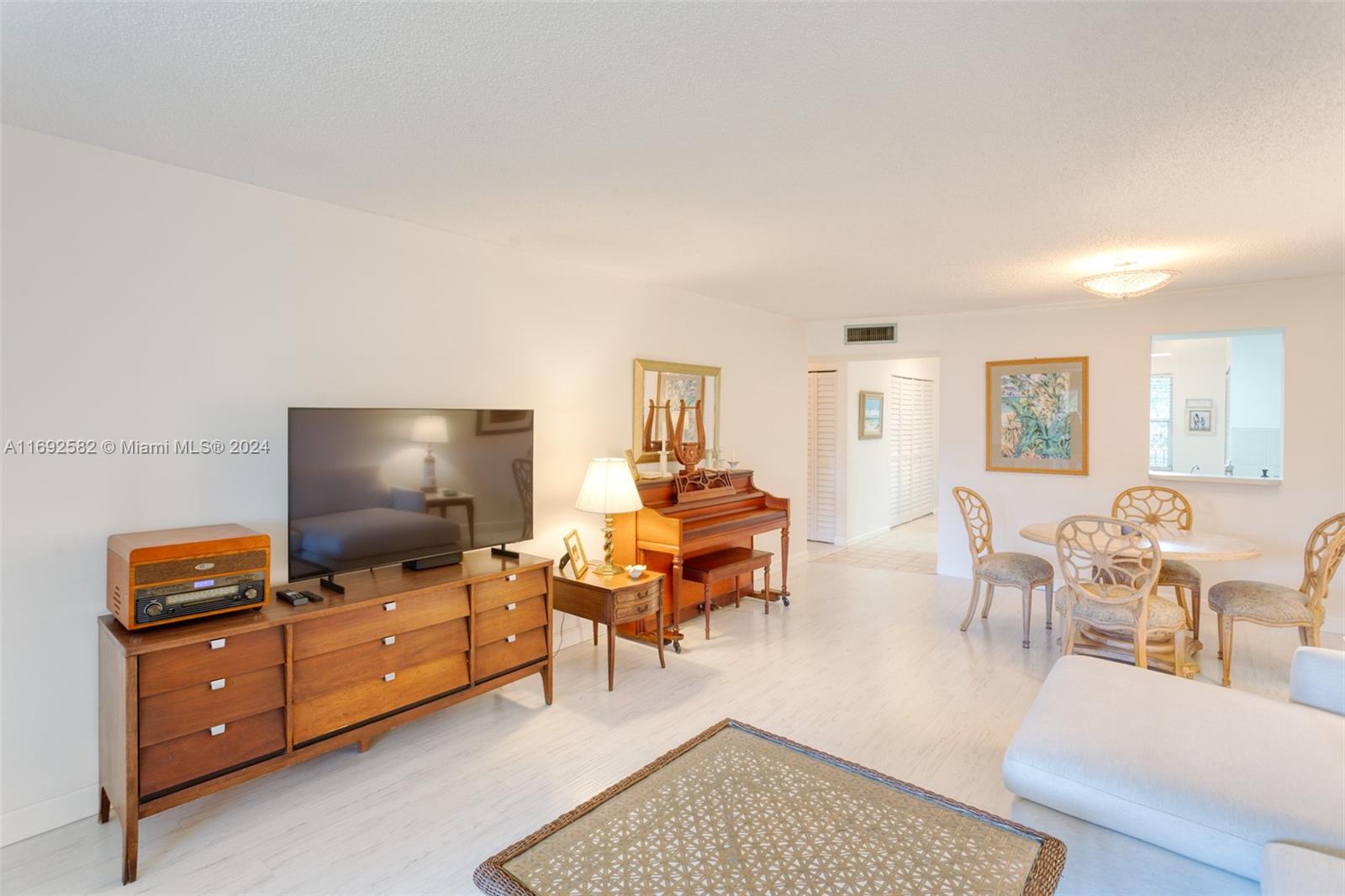 480 NW 76th Ave # 204