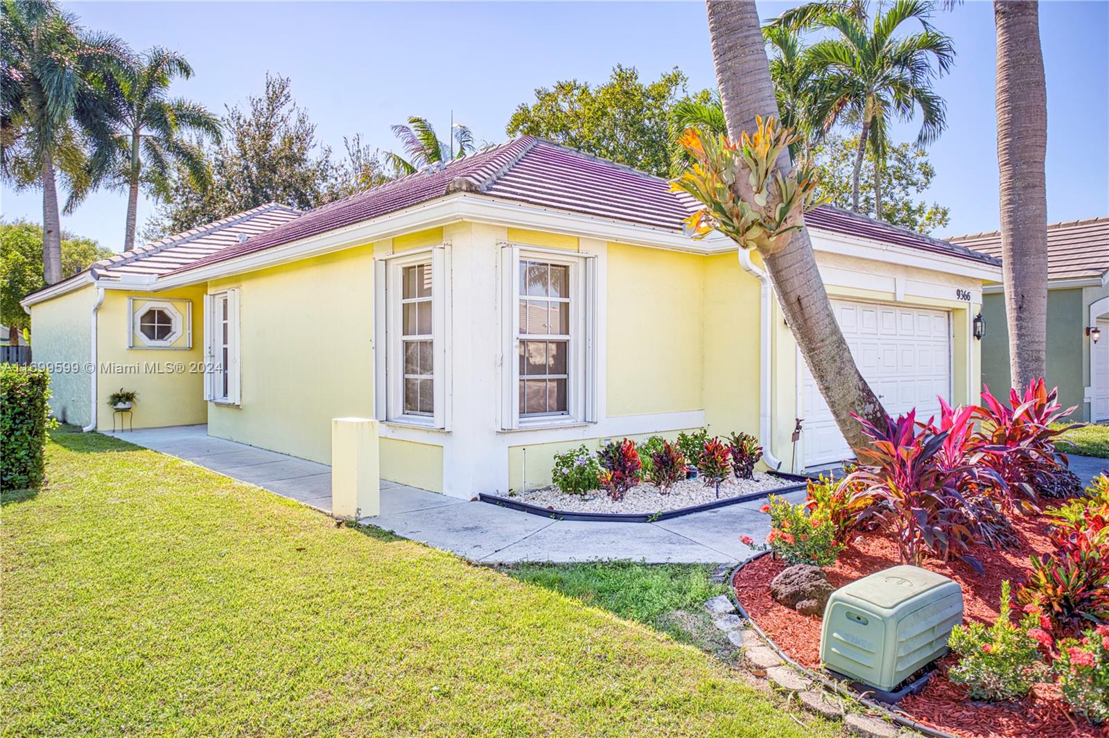 9366 Arborwood Cir
