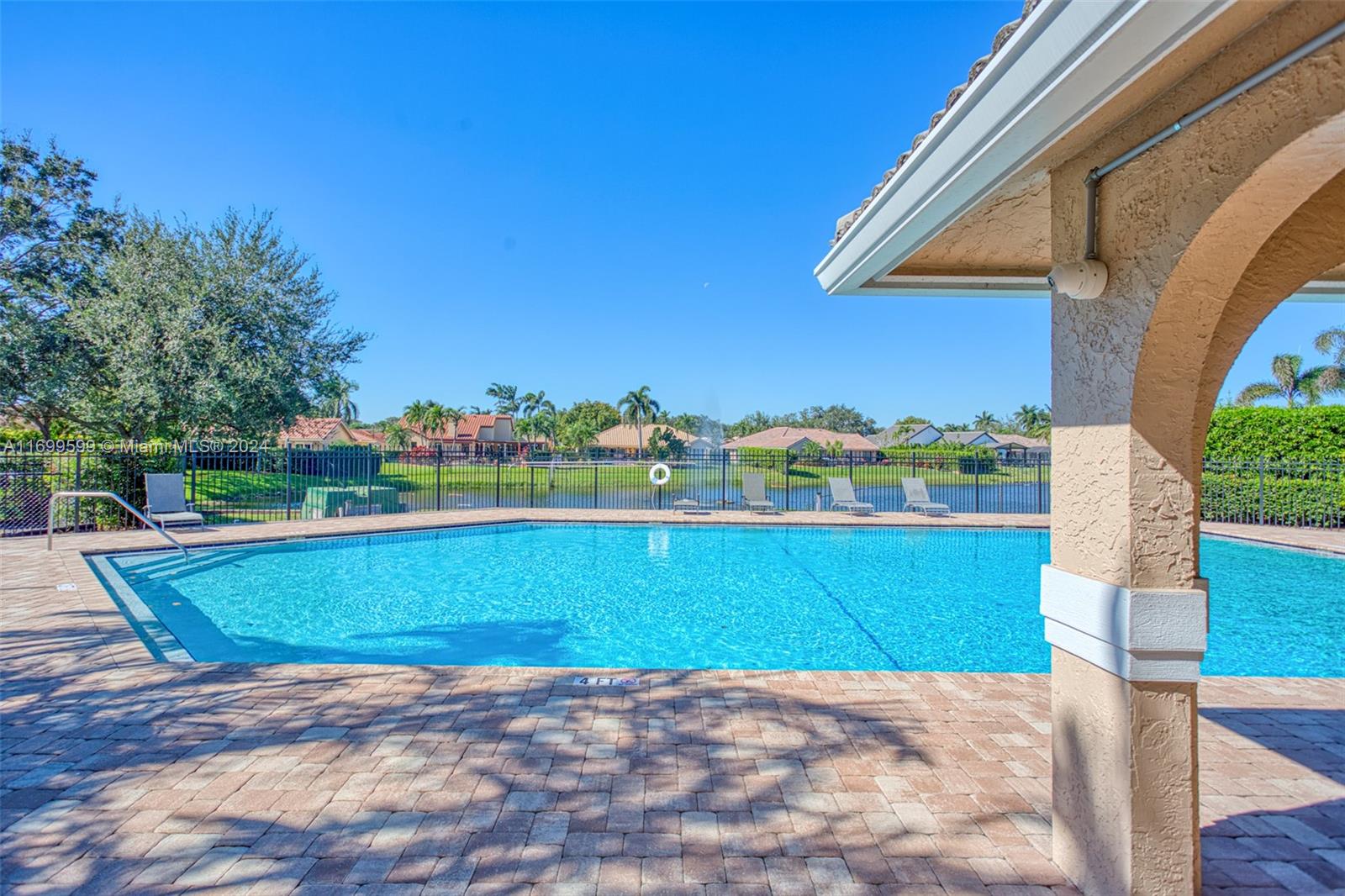 9366 Arborwood Cir