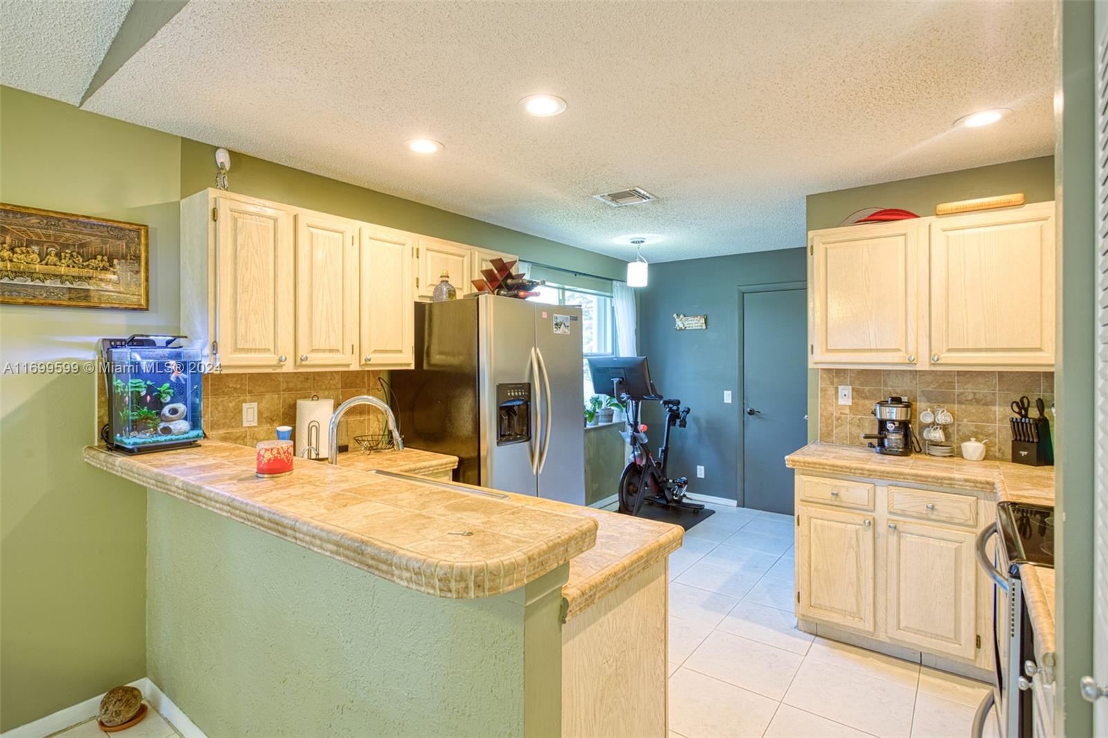 9366 Arborwood Cir