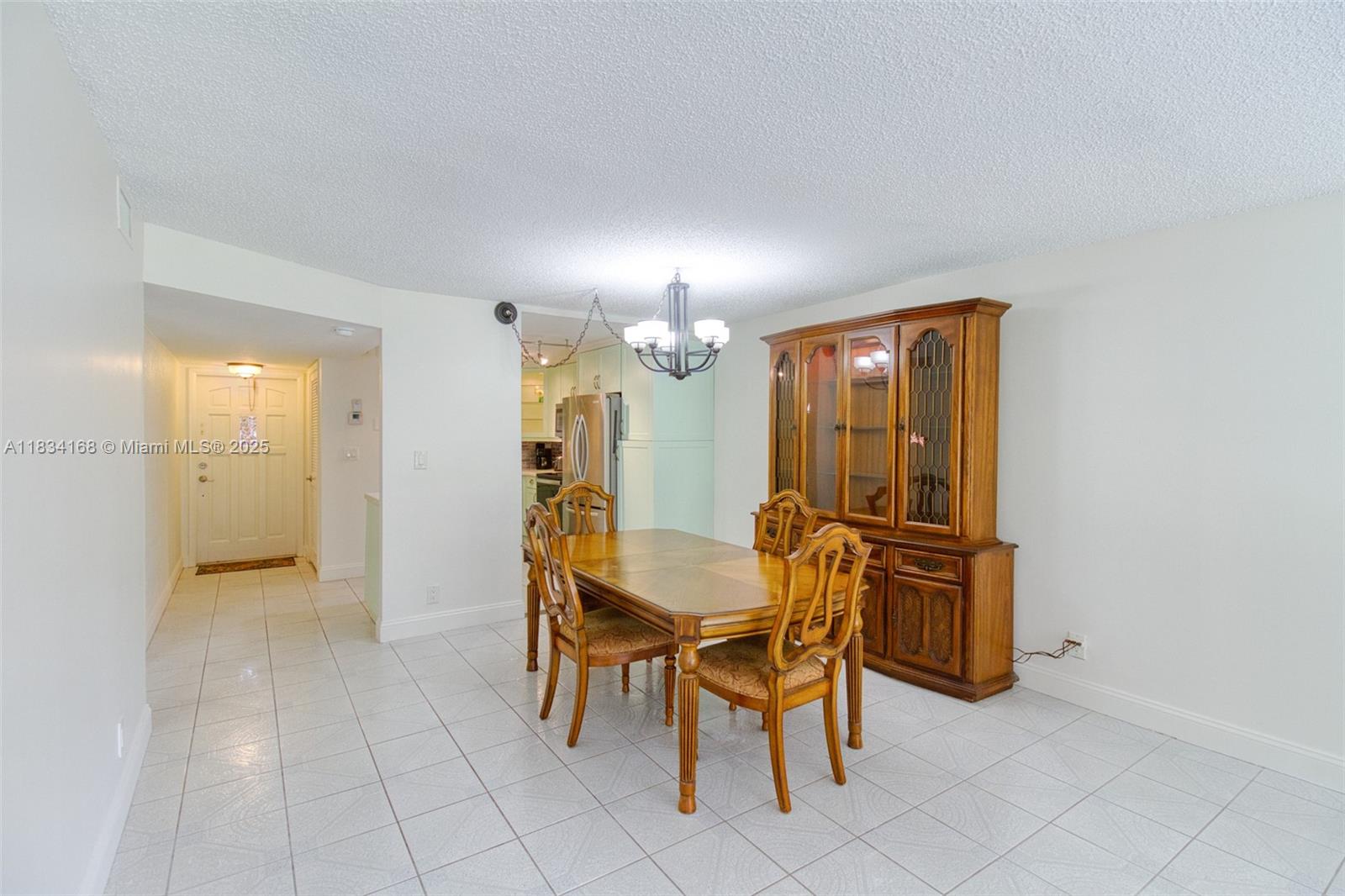 400 S Hollybrook Dr # 109
