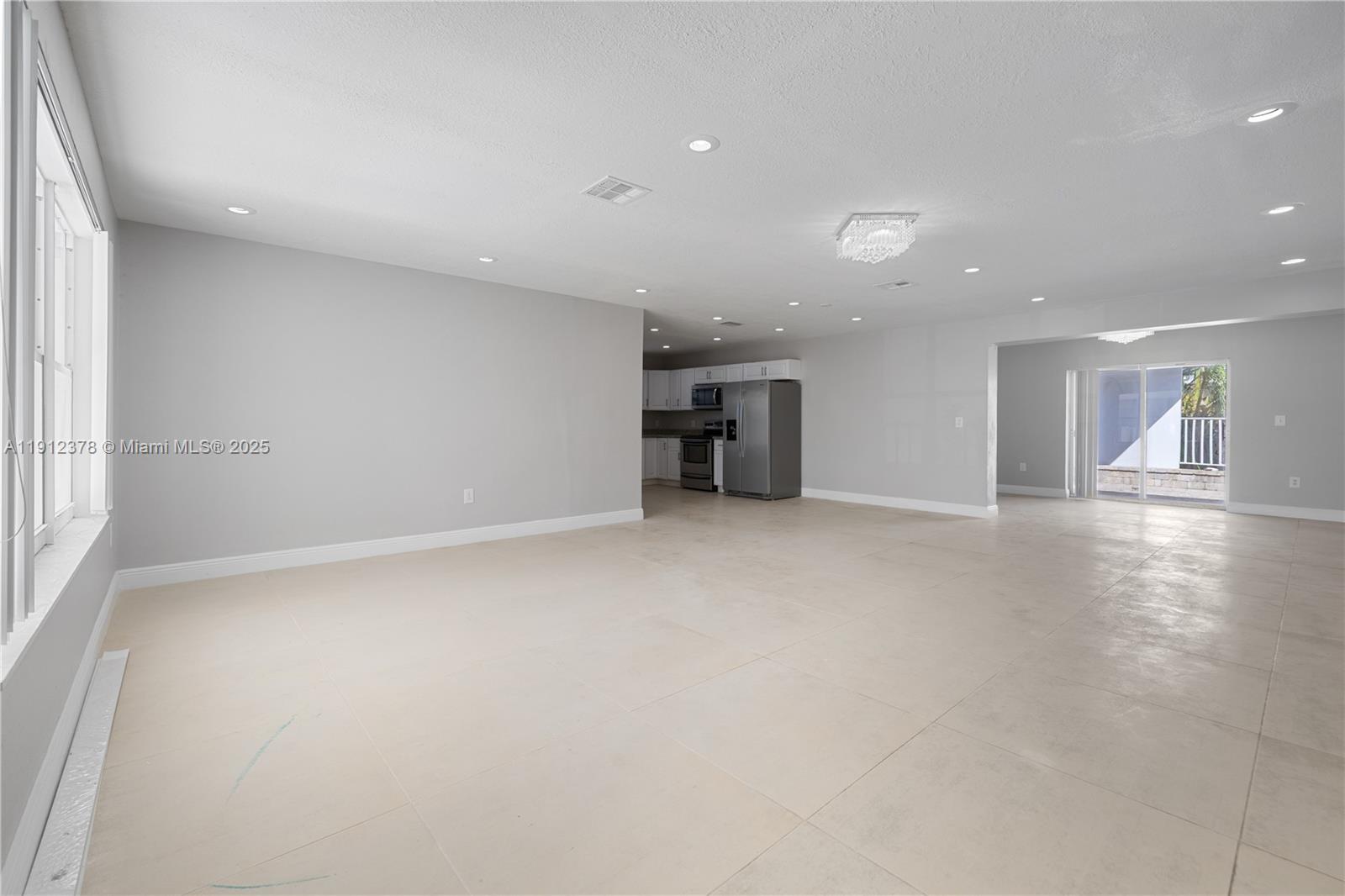 7753 Dilido Blvd