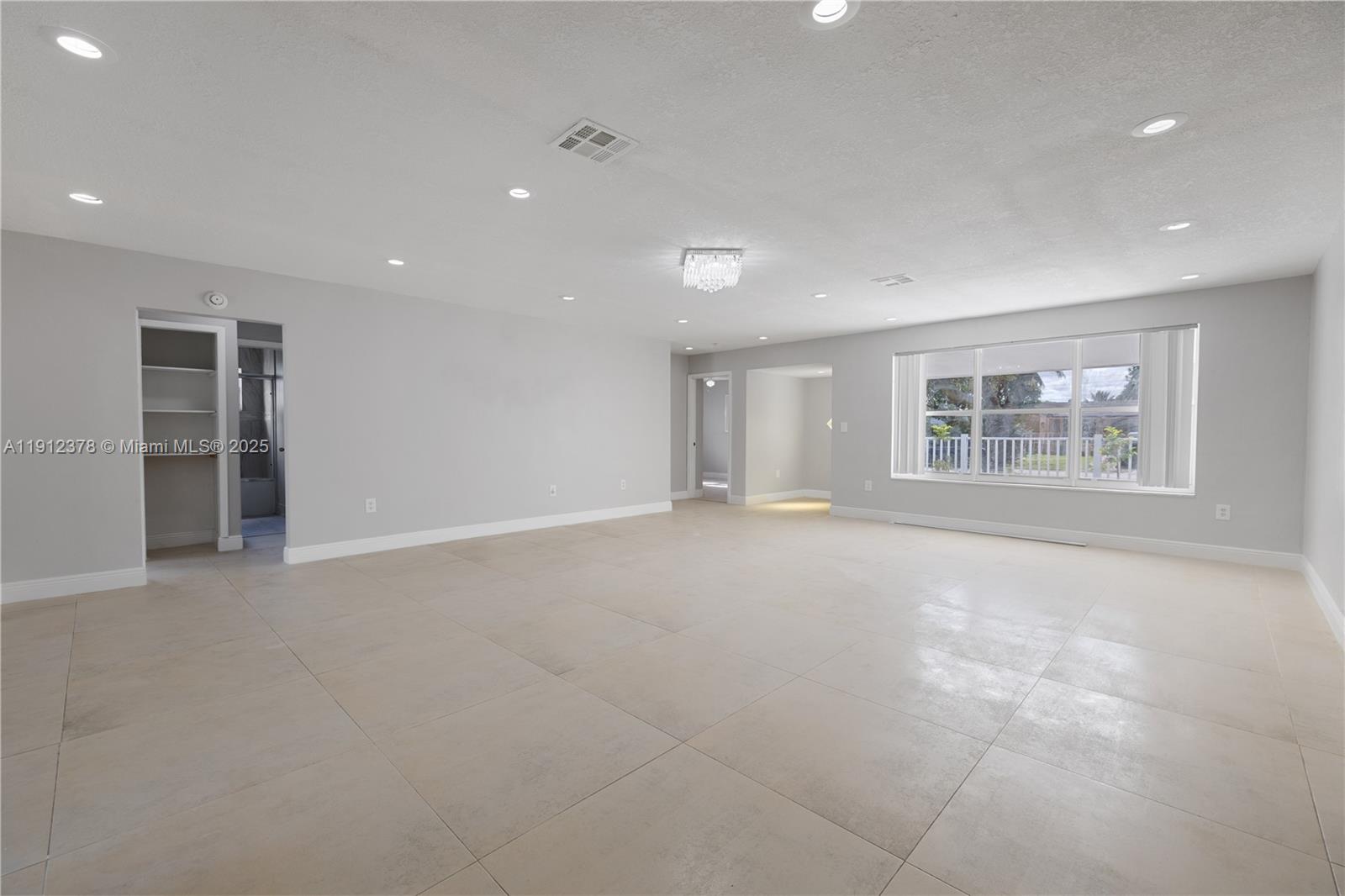 7753 Dilido Blvd
