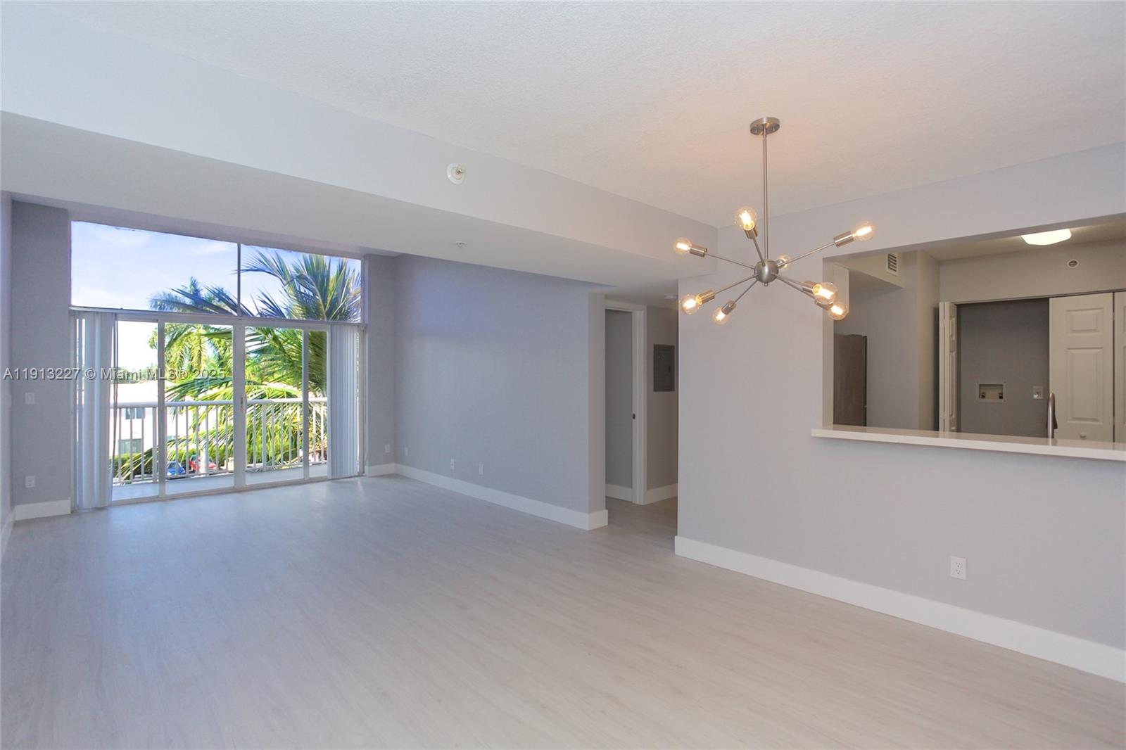 1350 SE 3rd Ave # 404