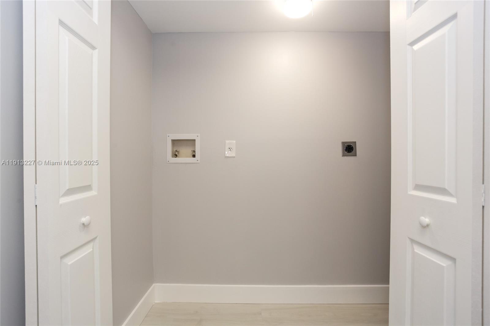 1350 SE 3rd Ave # 404