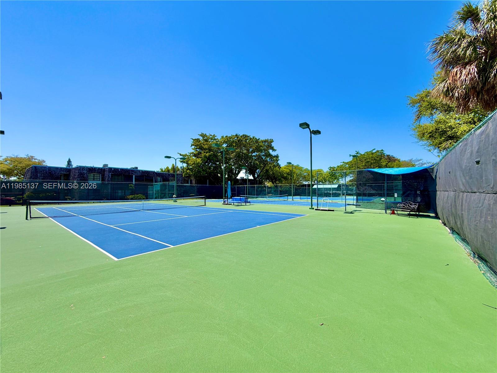 3095 N Oakland Forest Dr # 104