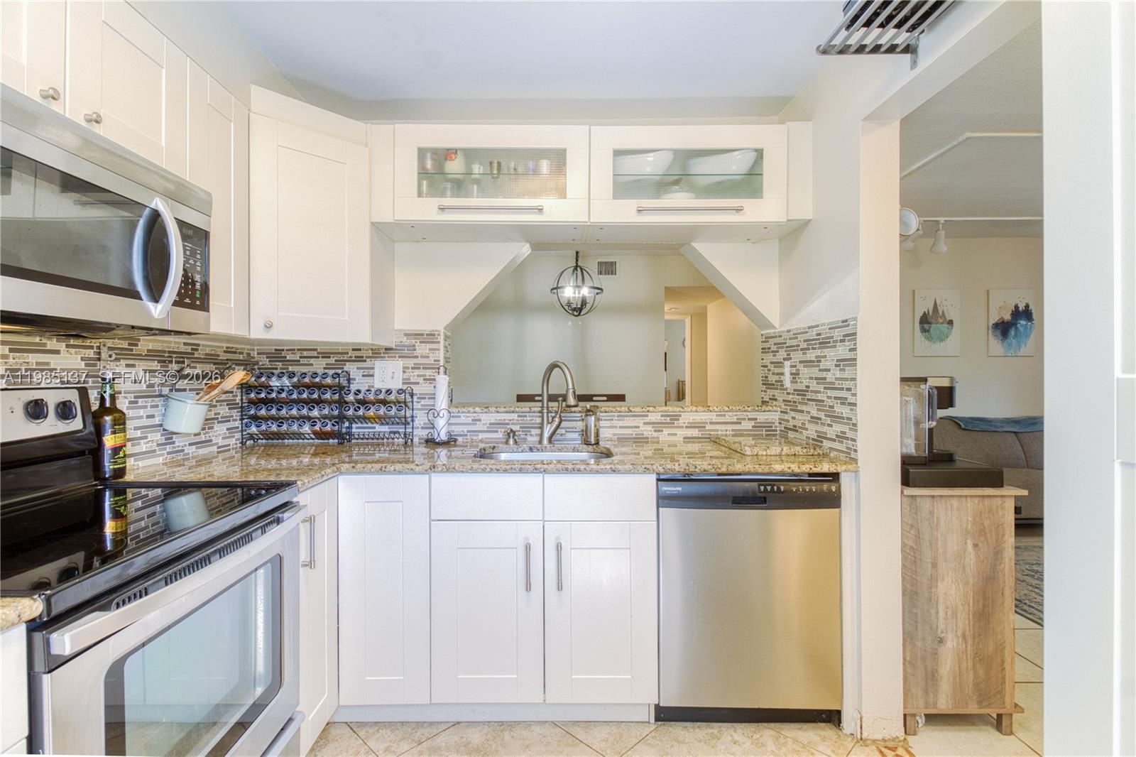 3095 N Oakland Forest Dr # 104