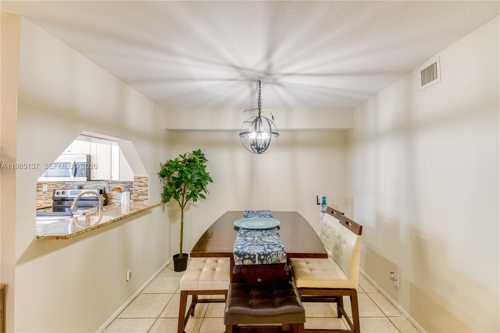 3095 N Oakland Forest Dr # 104