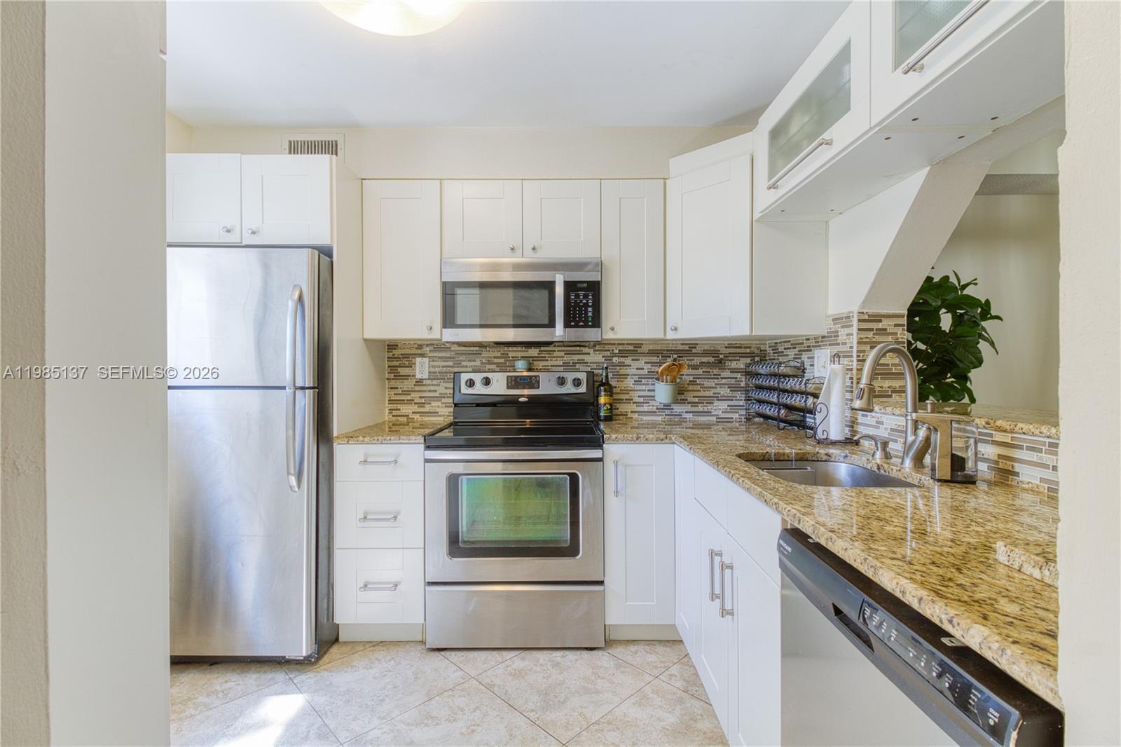 3095 N Oakland Forest Dr # 104