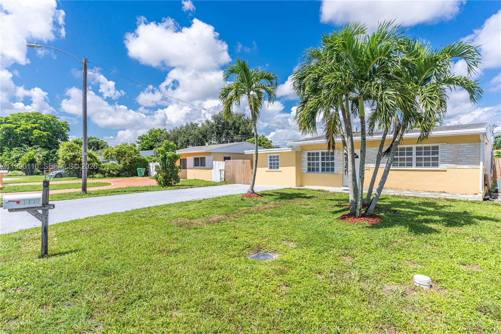 6445 SW 22nd Ct