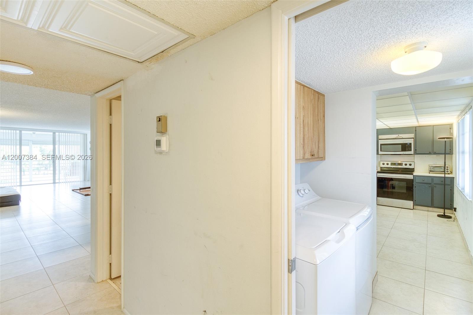 4015 W Palm Aire Dr # 506