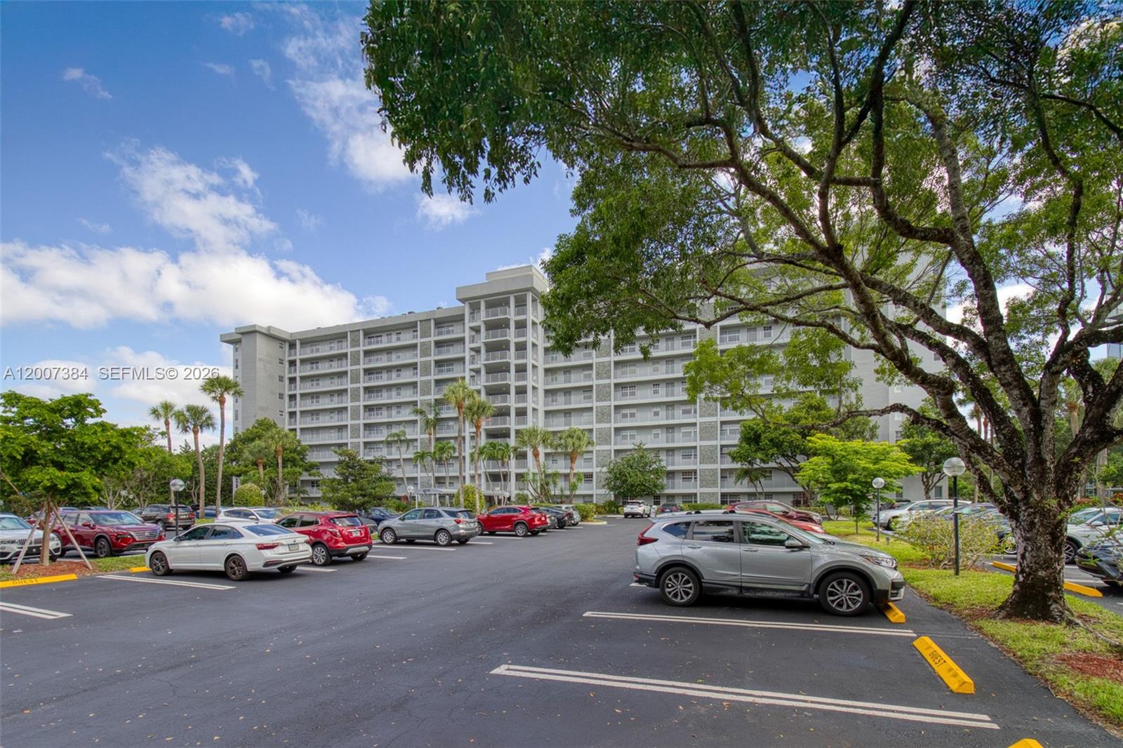 4015 W Palm Aire Dr # 506