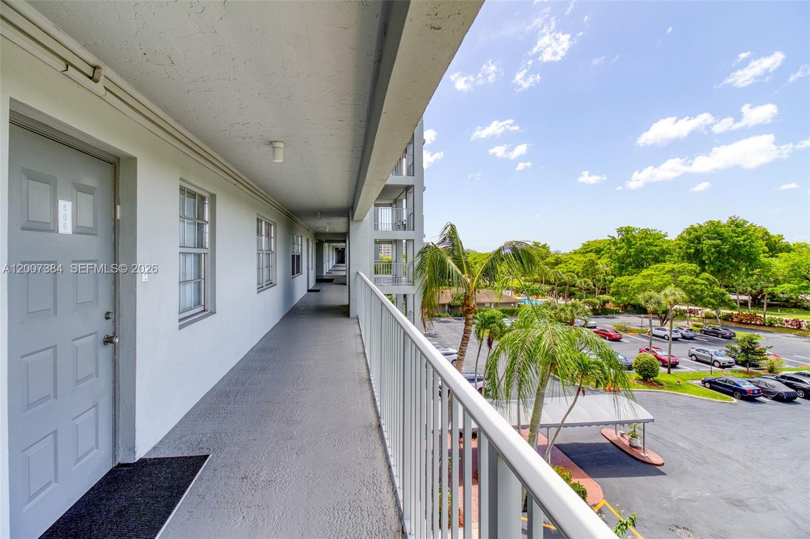 4015 W Palm Aire Dr # 506