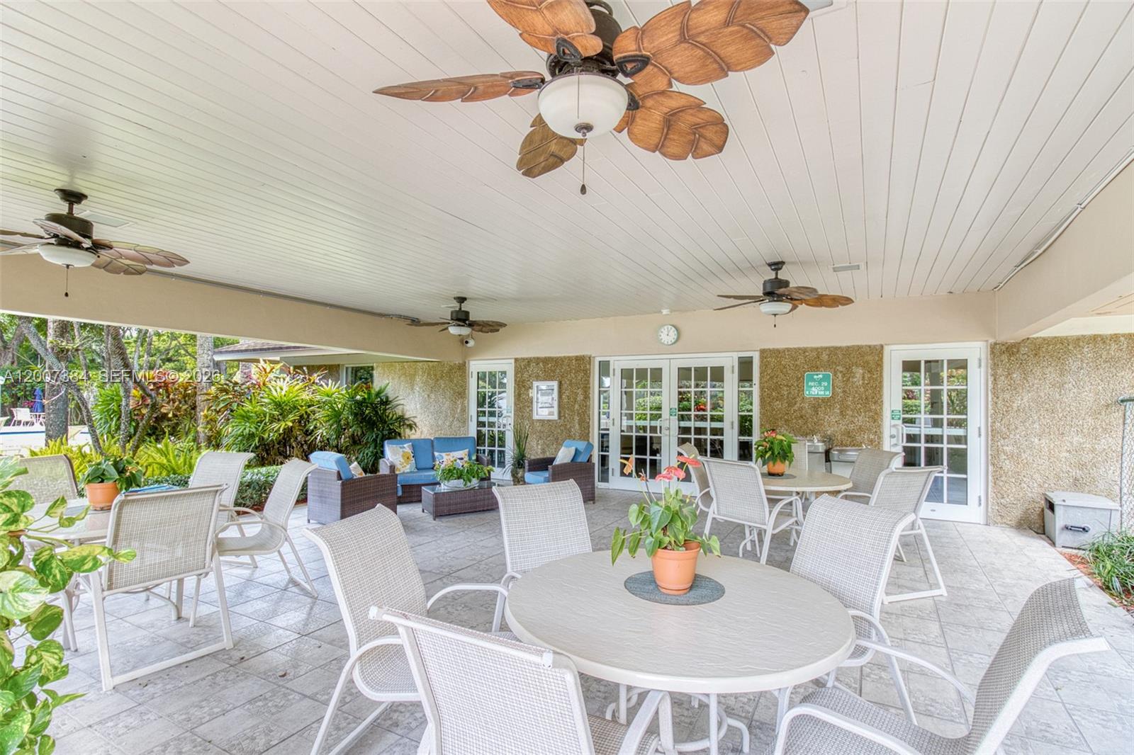 4015 W Palm Aire Dr # 506