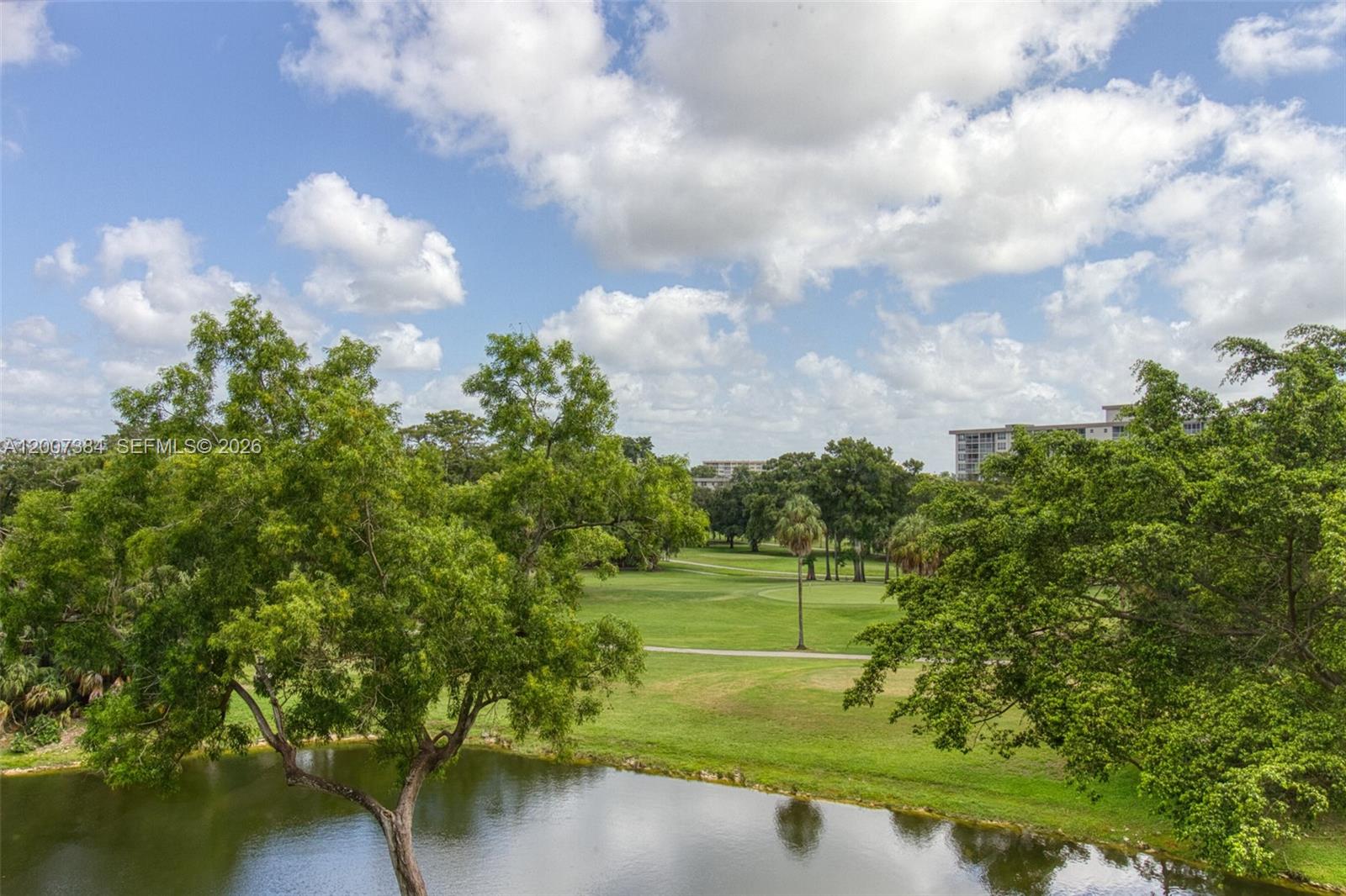 4015 W Palm Aire Dr # 506
