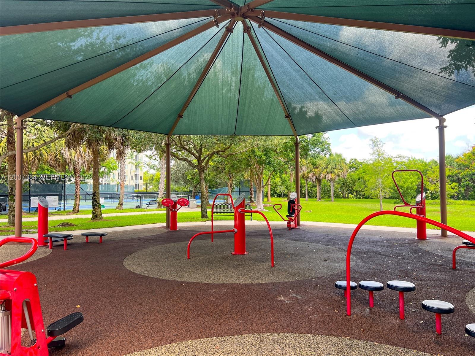 4015 W Palm Aire Dr # 506