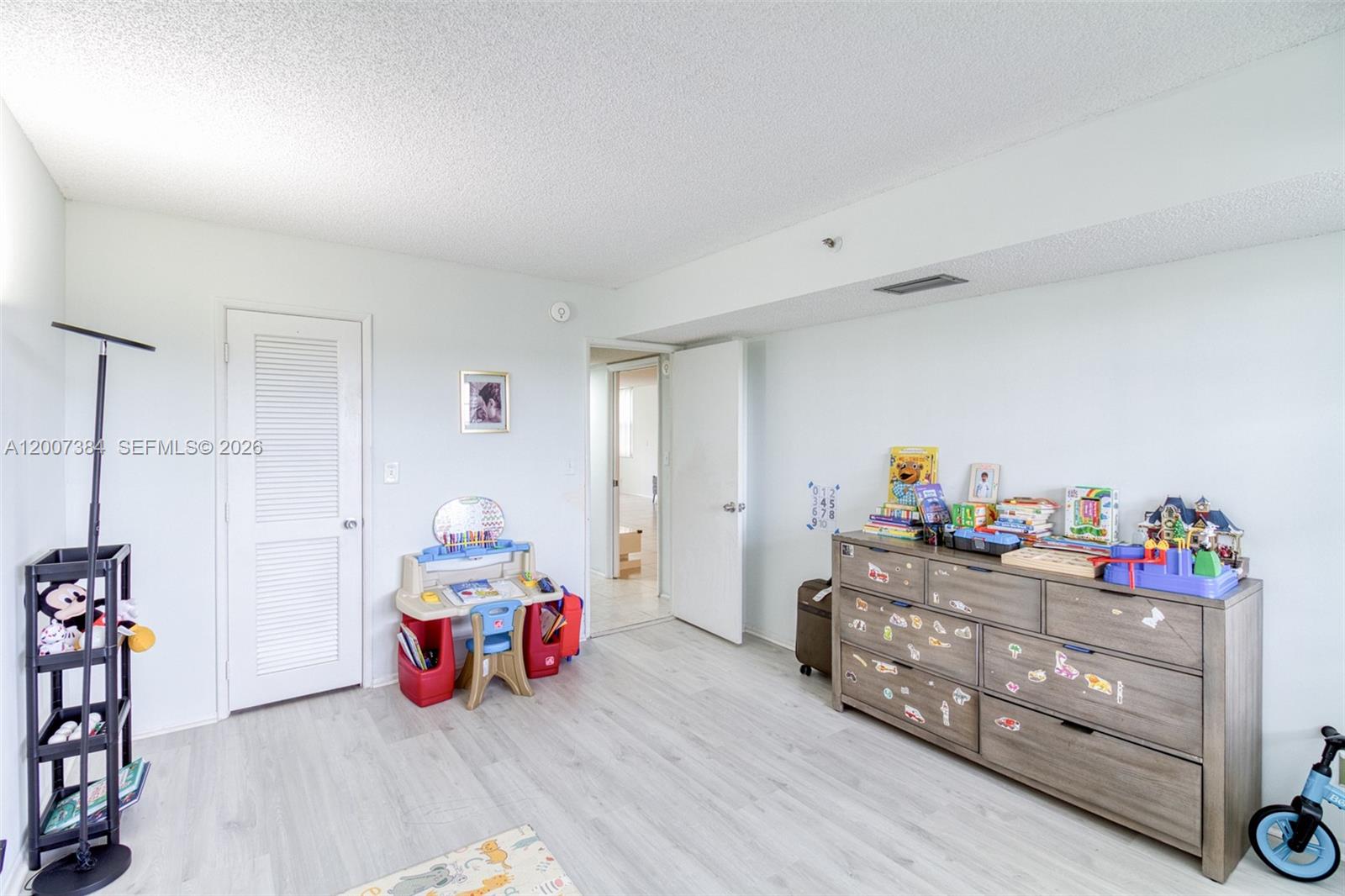 4015 W Palm Aire Dr # 506