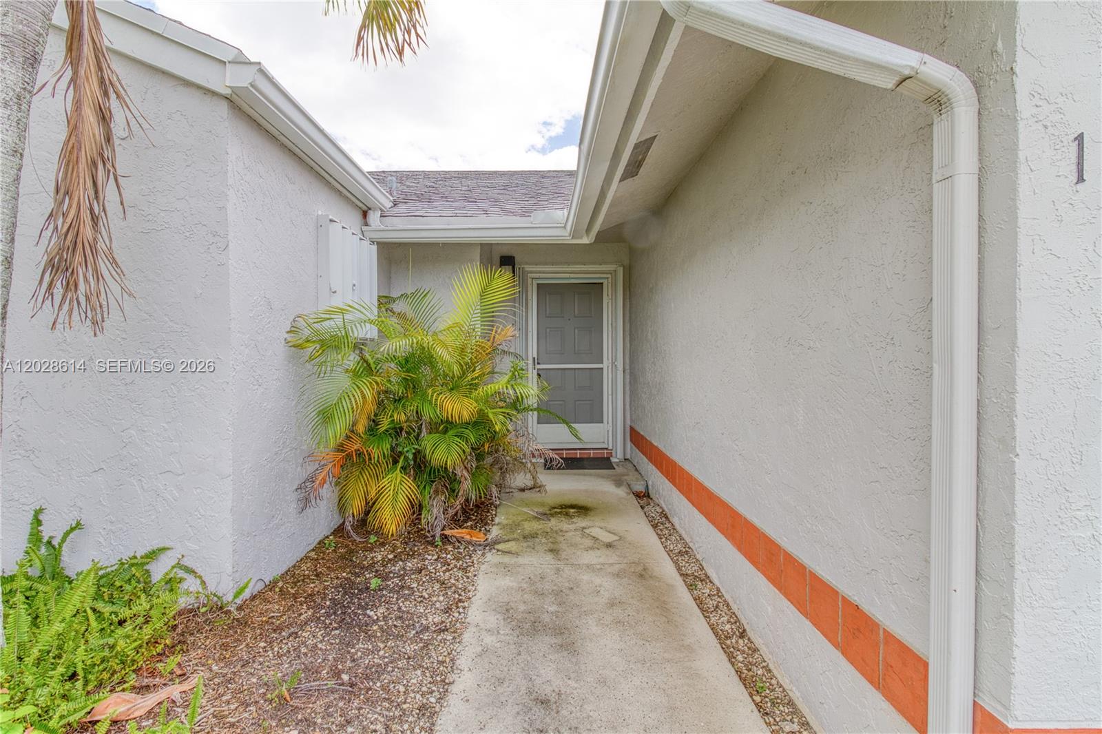 10360 NW 31st Ct