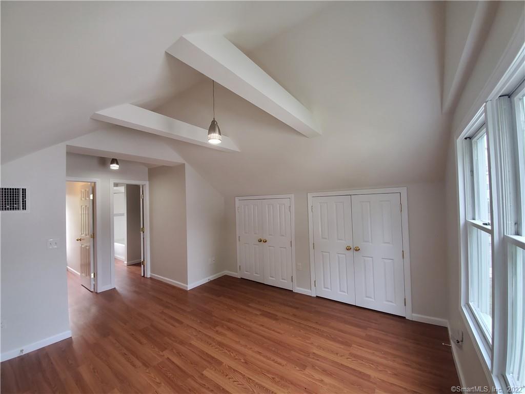 170 Brookfield Avenue