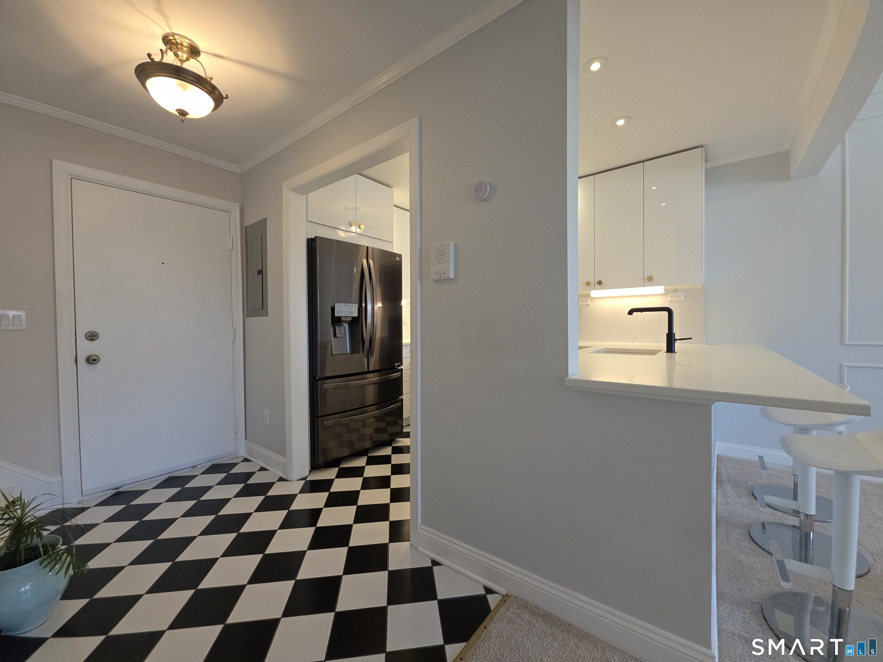 163 South Street 85