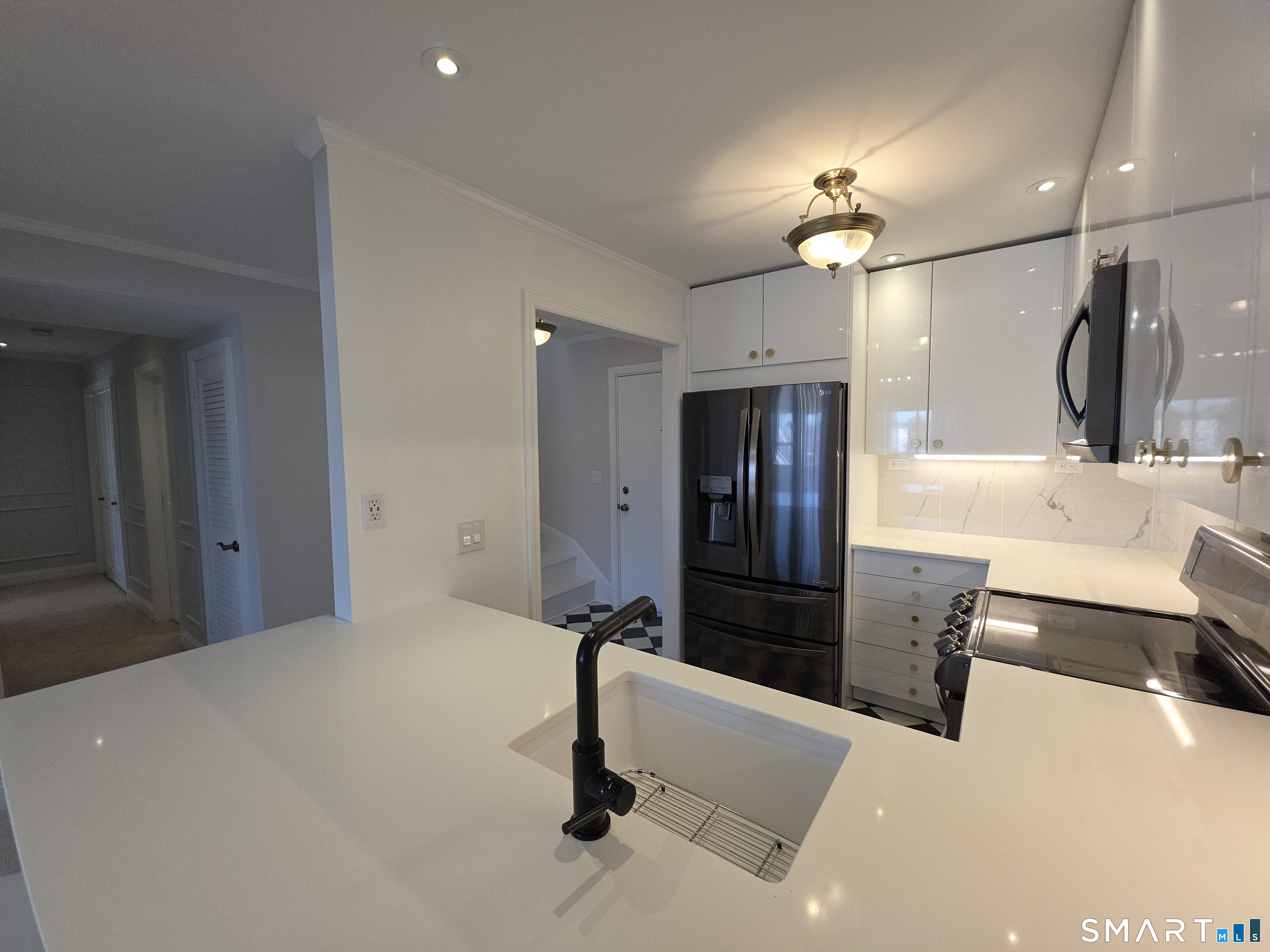 163 South Street 85