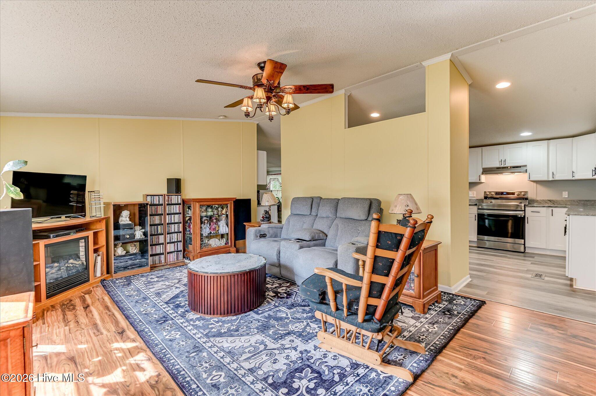 4190 River Road