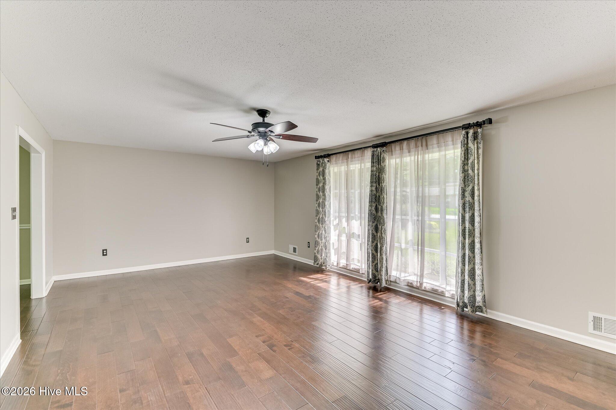 216 Spring Valley Road