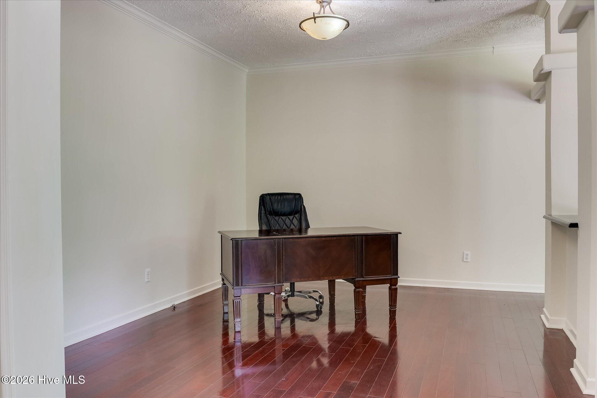 141 Roberts Road
