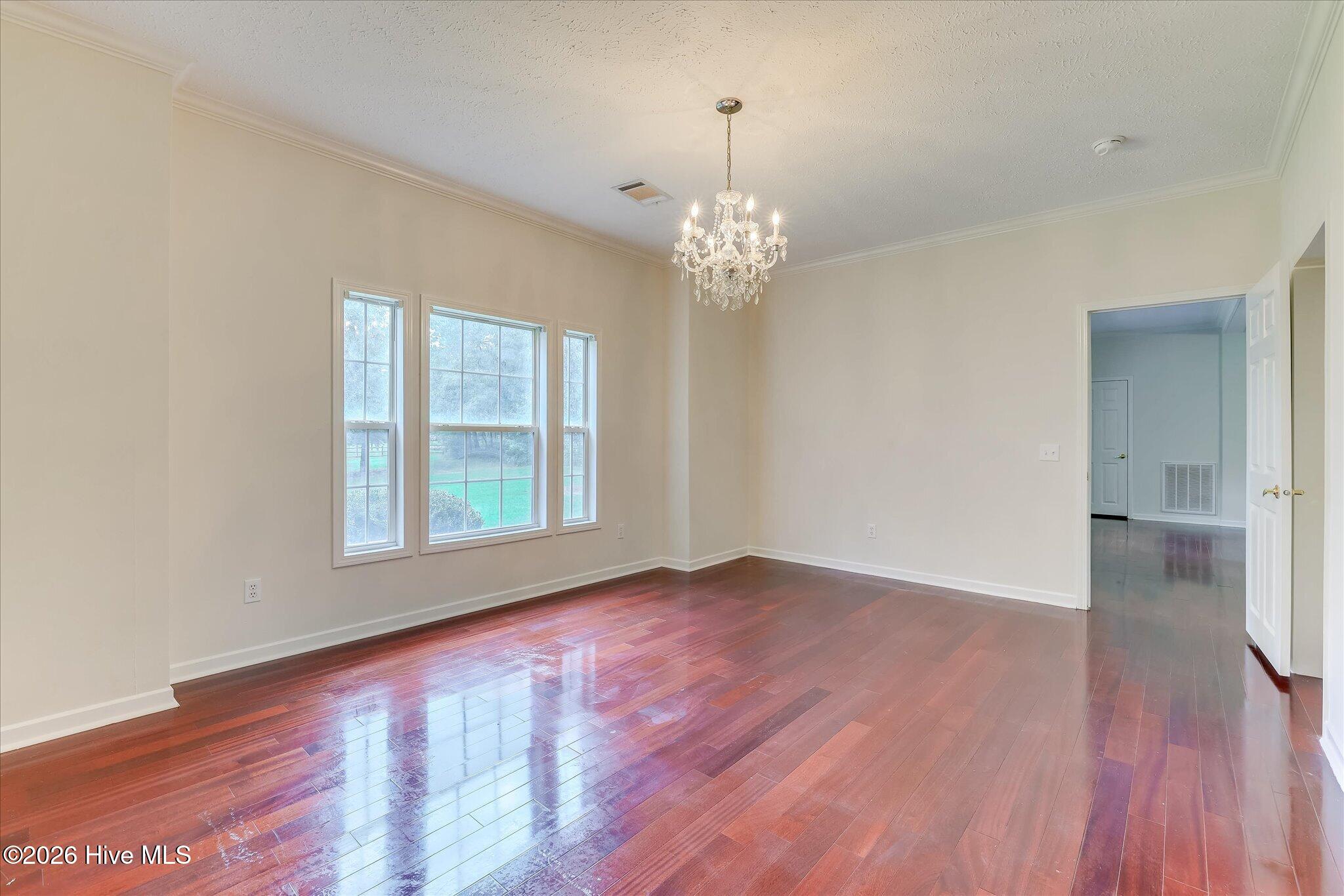 141 Roberts Road