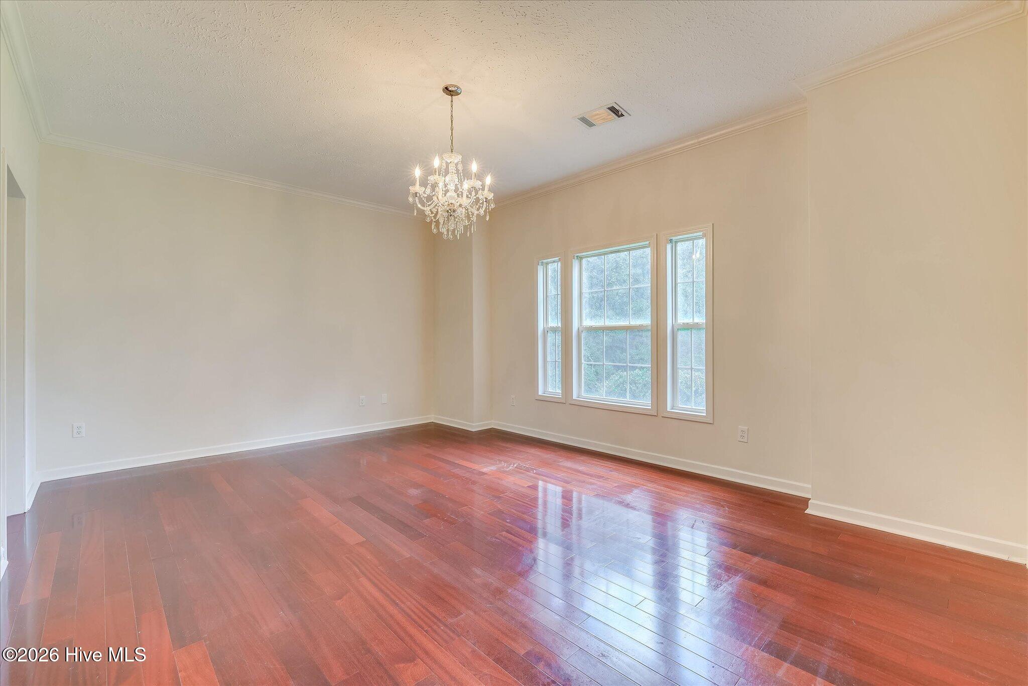 141 Roberts Road