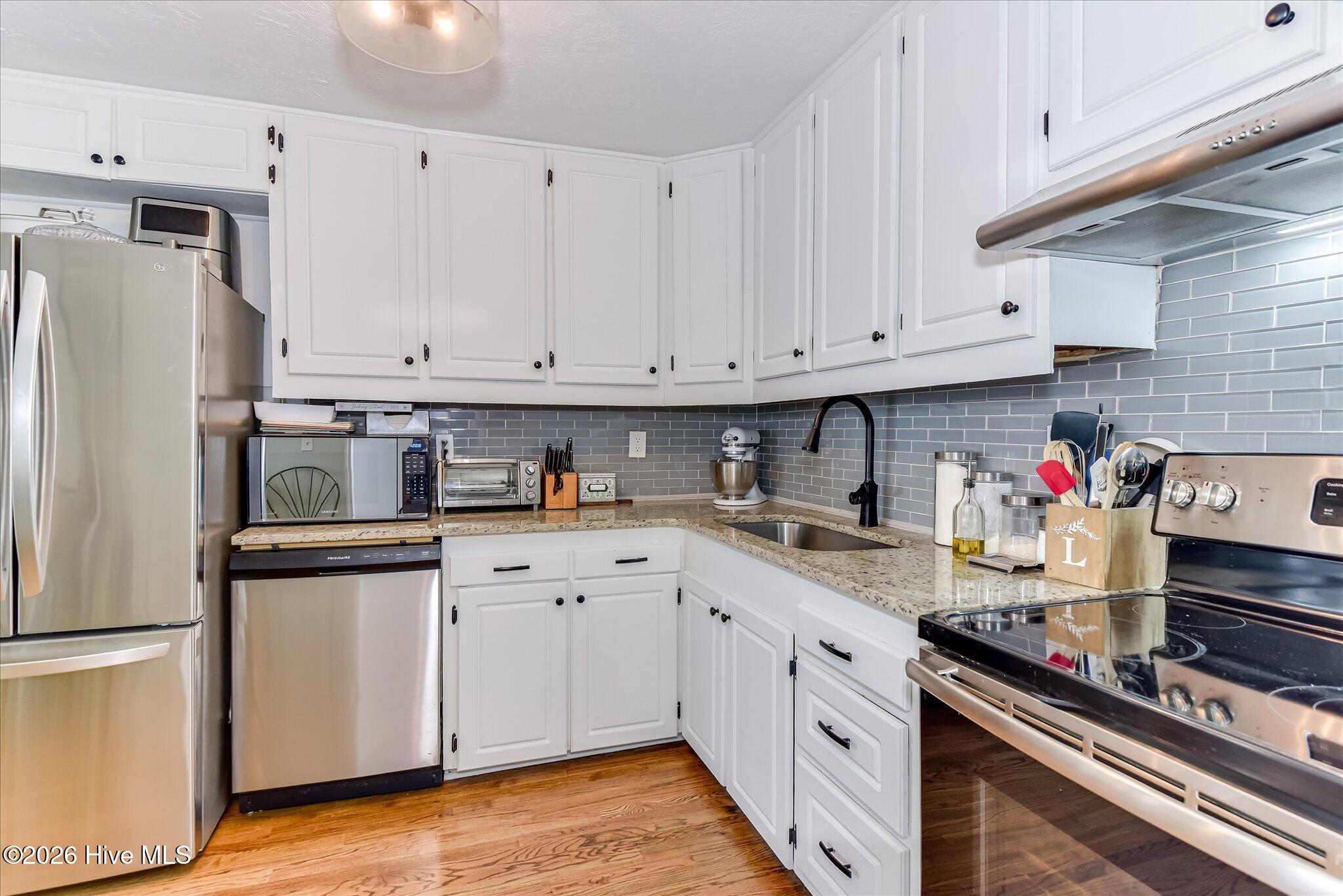 1040 Redbird Road