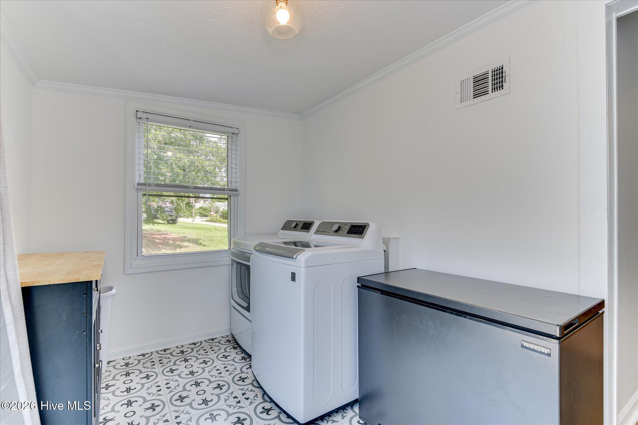 1040 Redbird Road