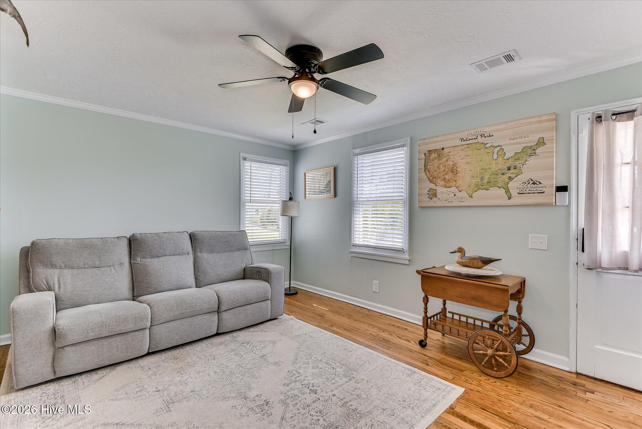 1040 Redbird Road